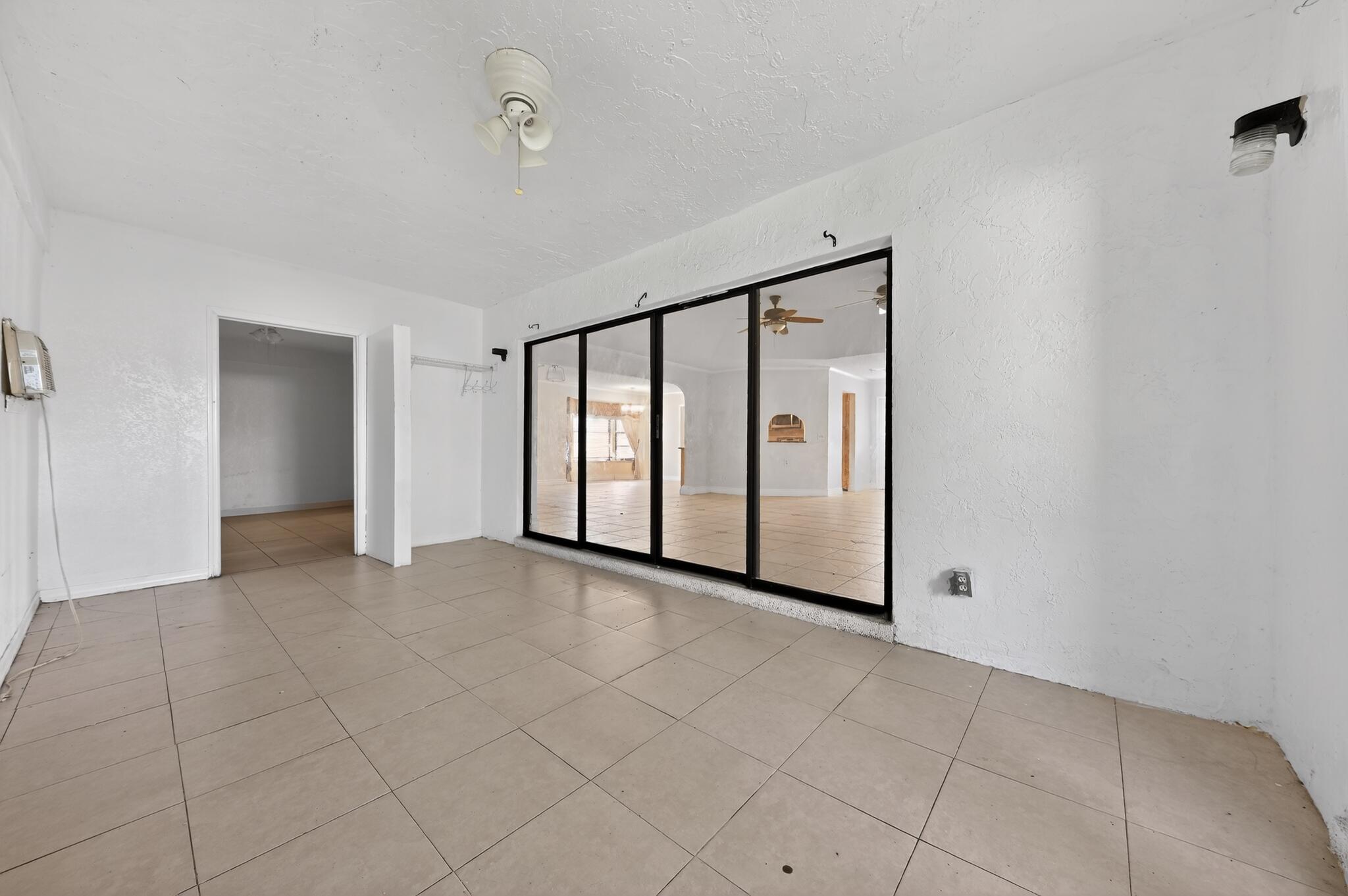 LAKES OF SHERBROOKE PH 4 - Residential