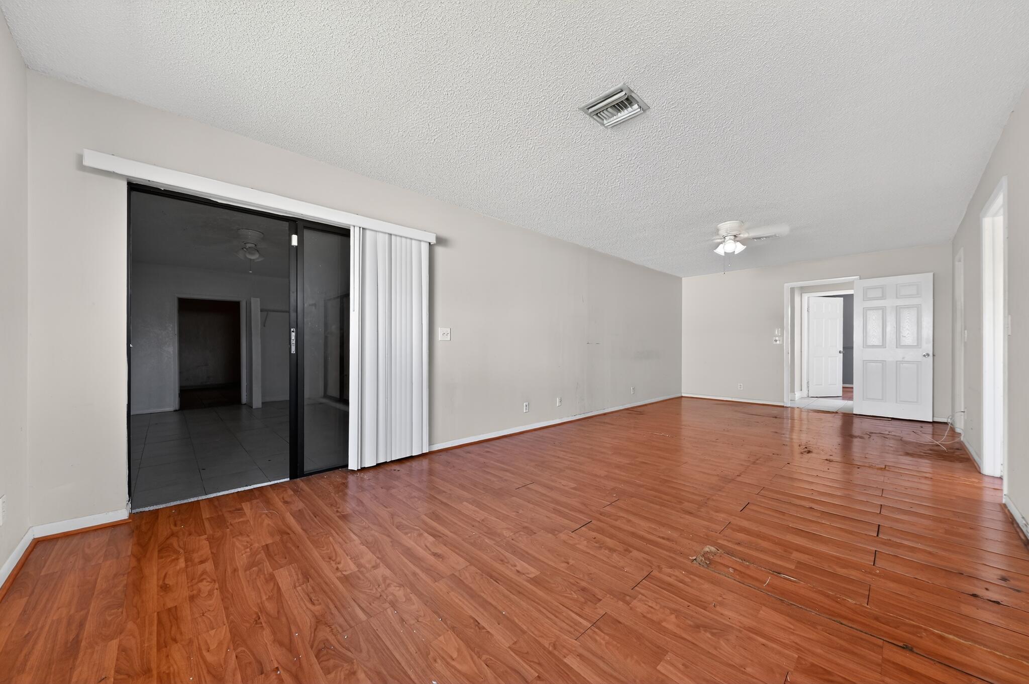 LAKES OF SHERBROOKE PH 4 - Residential