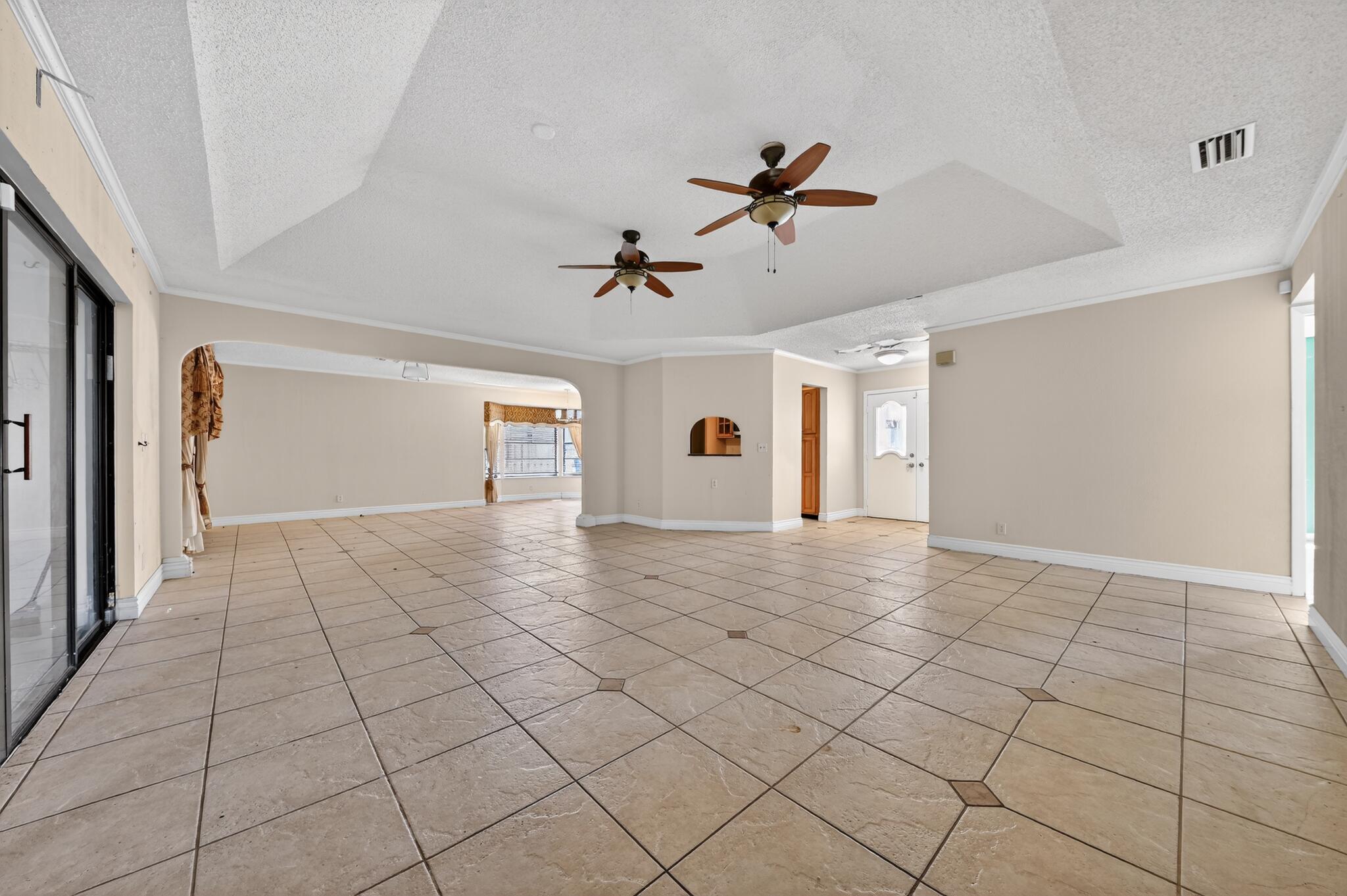 LAKES OF SHERBROOKE PH 4 - Residential