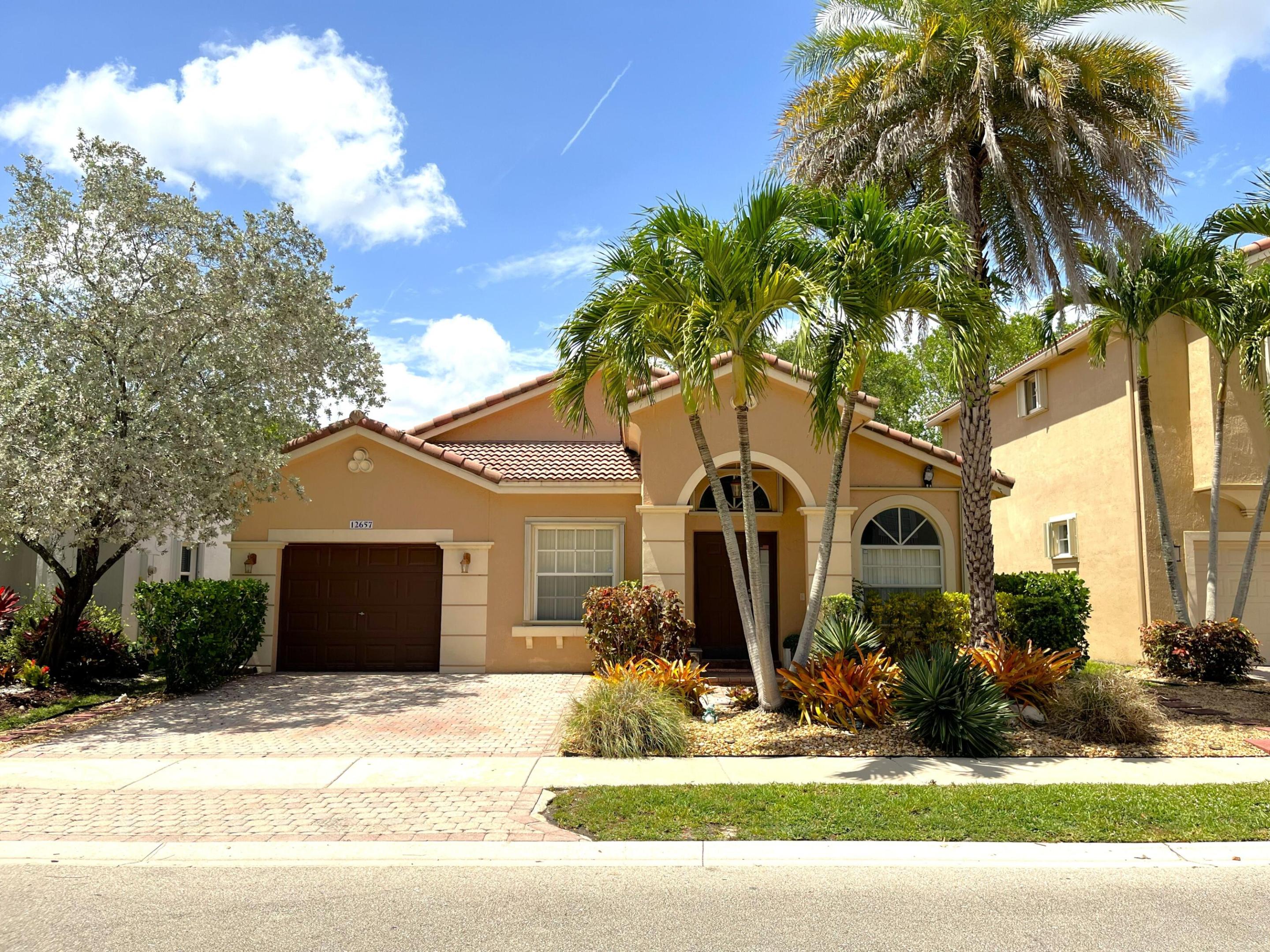 LAKEVIEW WEST - Residential