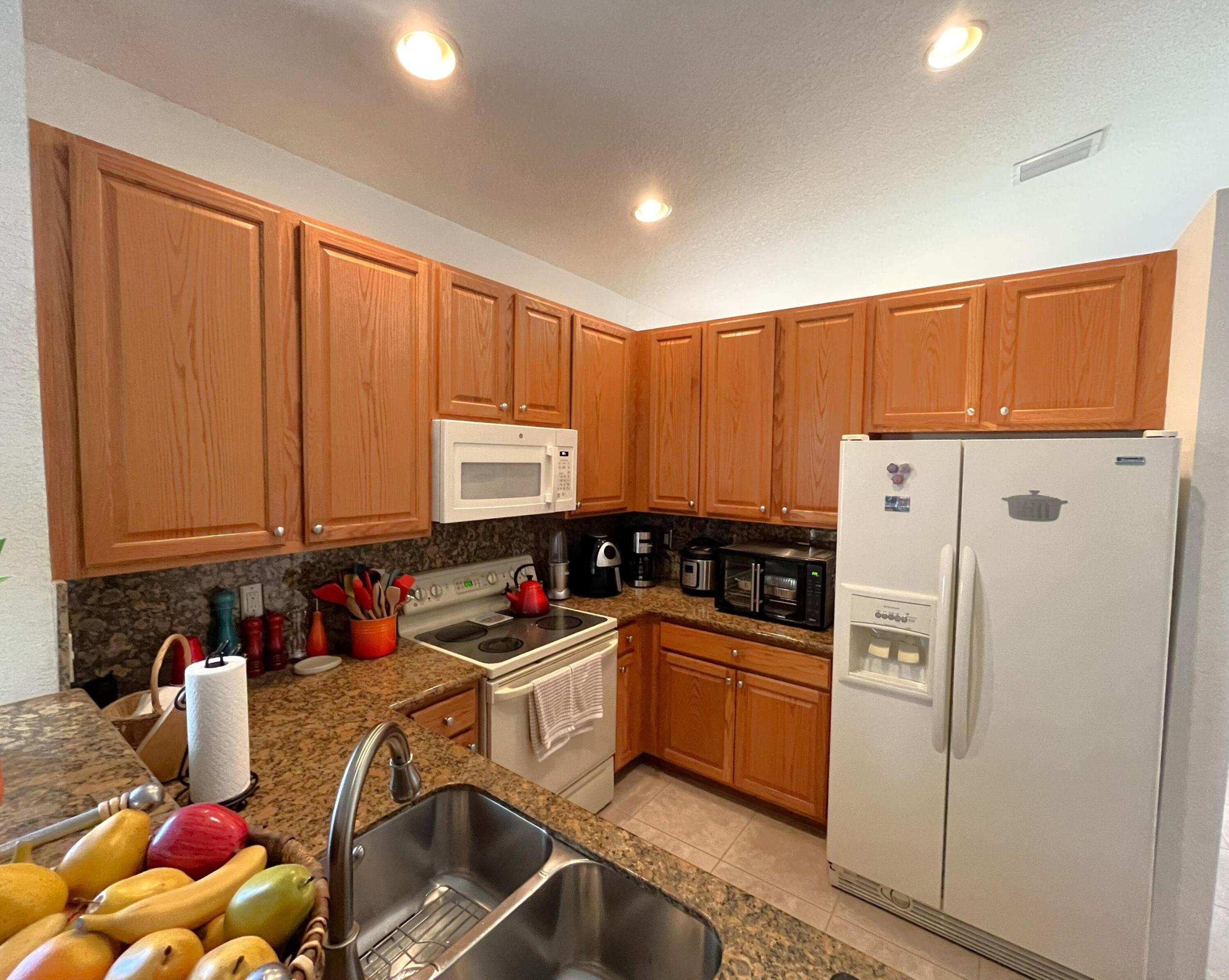 LAKEVIEW WEST - Residential