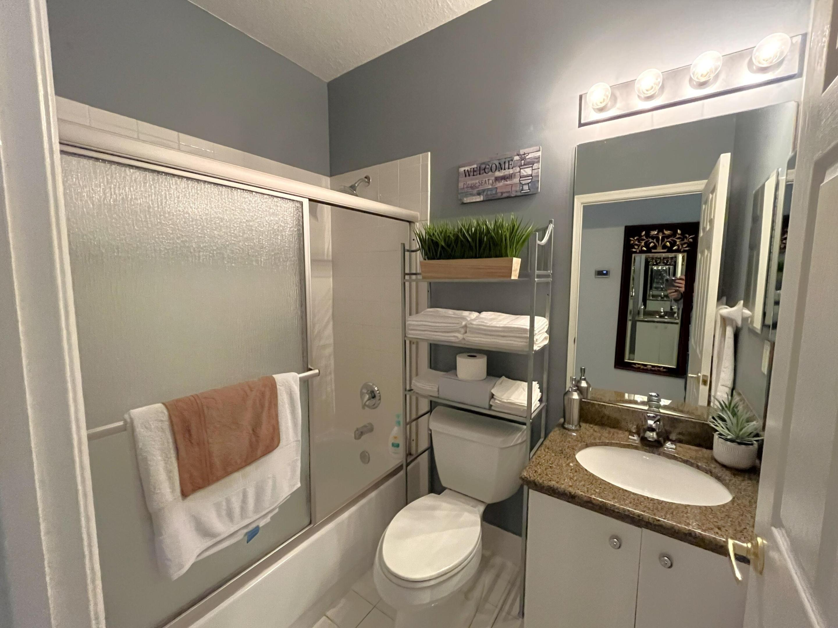 LAKEVIEW WEST - Residential