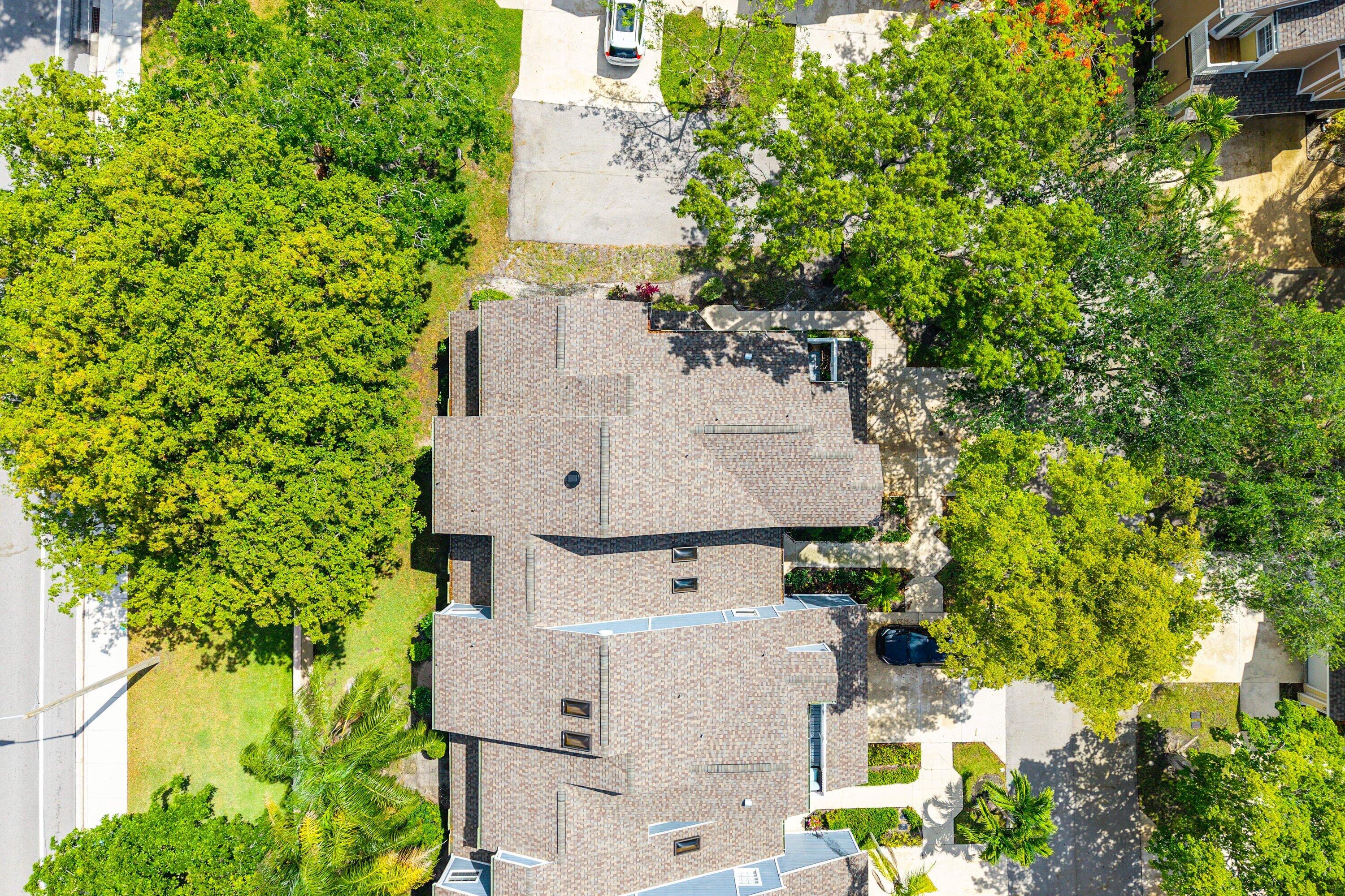 CARRIAGE HOUSES OF FAIRFIELD AT BOCA - Residential