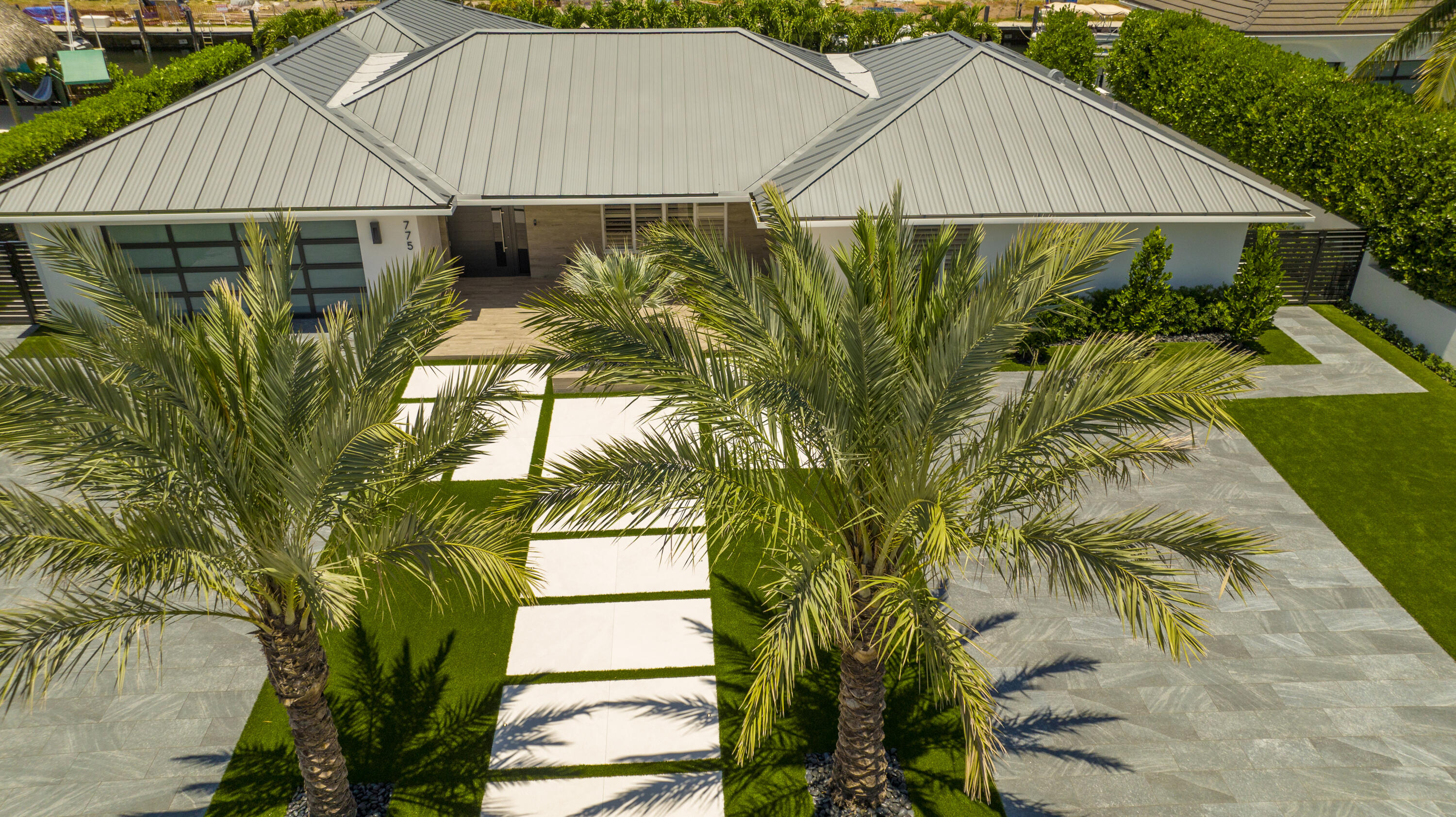 LAKE ROGERS ISLE UNIT E - Residential