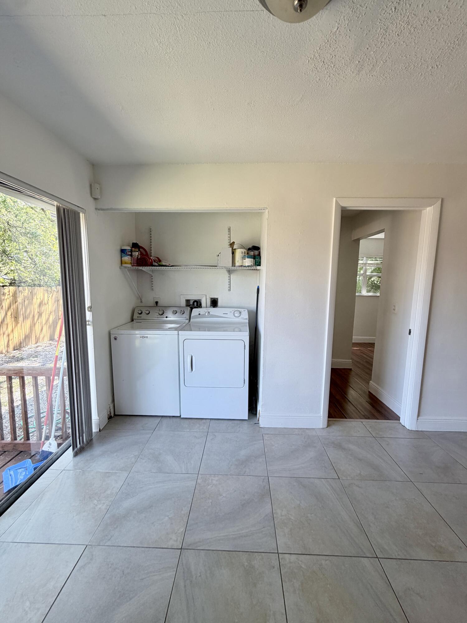 RIVERSIDE PARK - Residential Income
