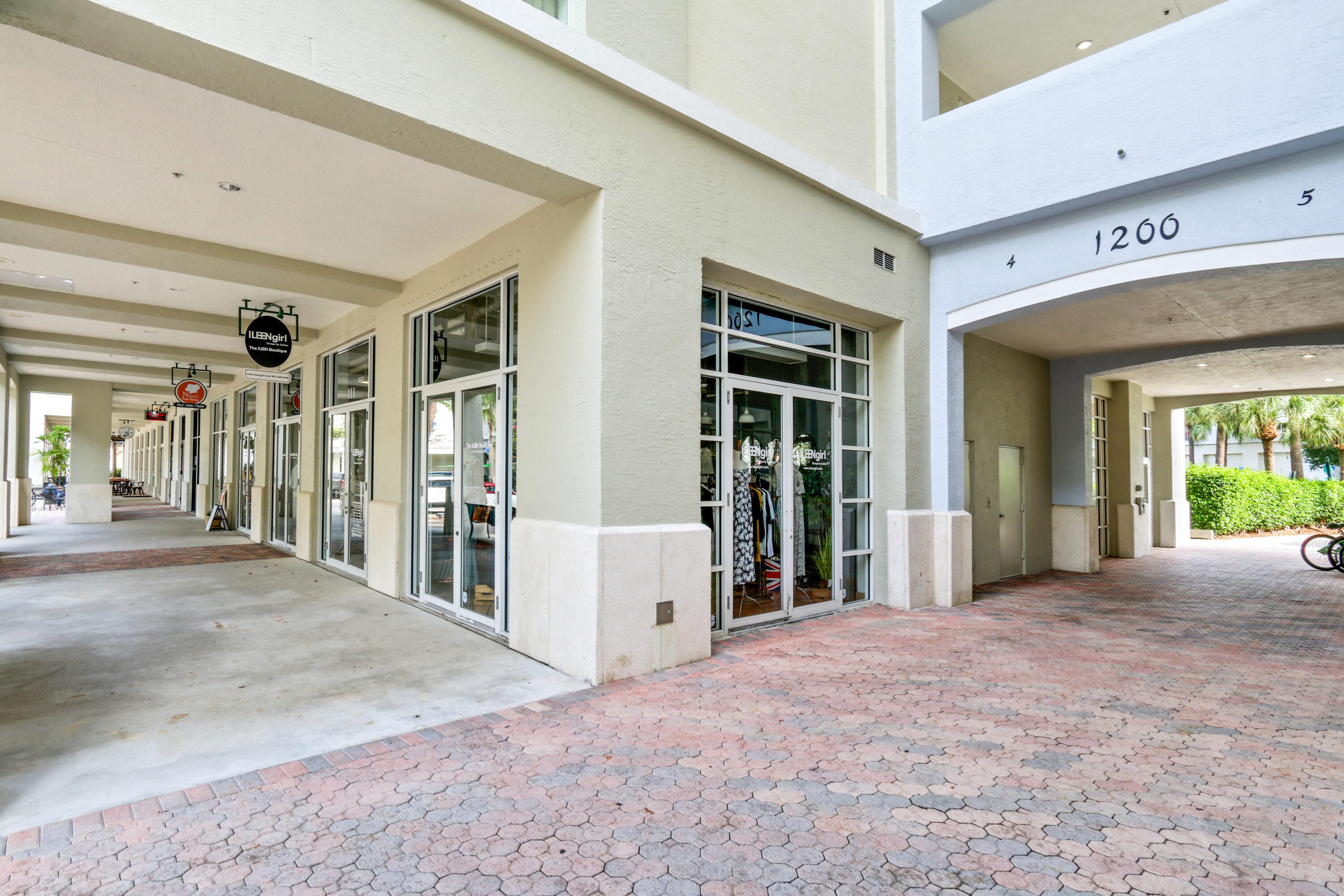 VILLAGE AT ABACOA CONDO - Residential Lease