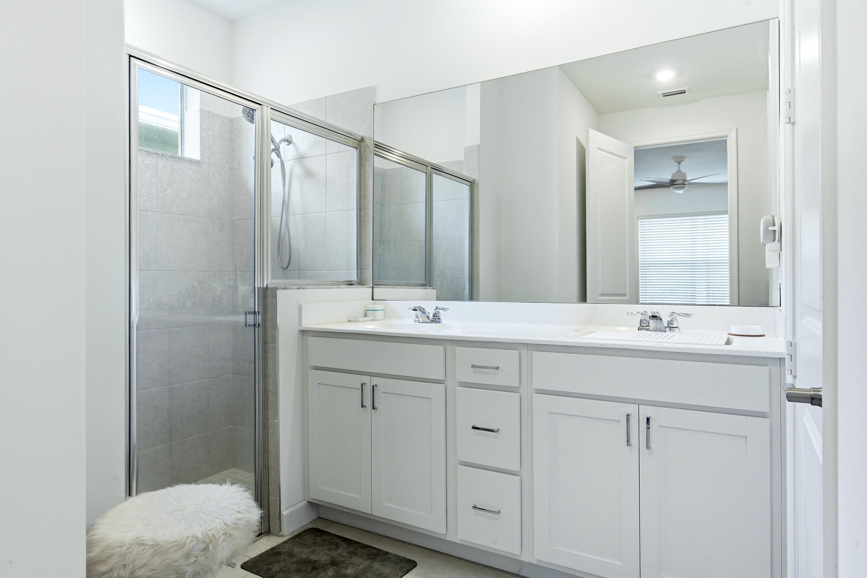 DELRAY TRAILS AT VILLA DELRAY PUD - Residential