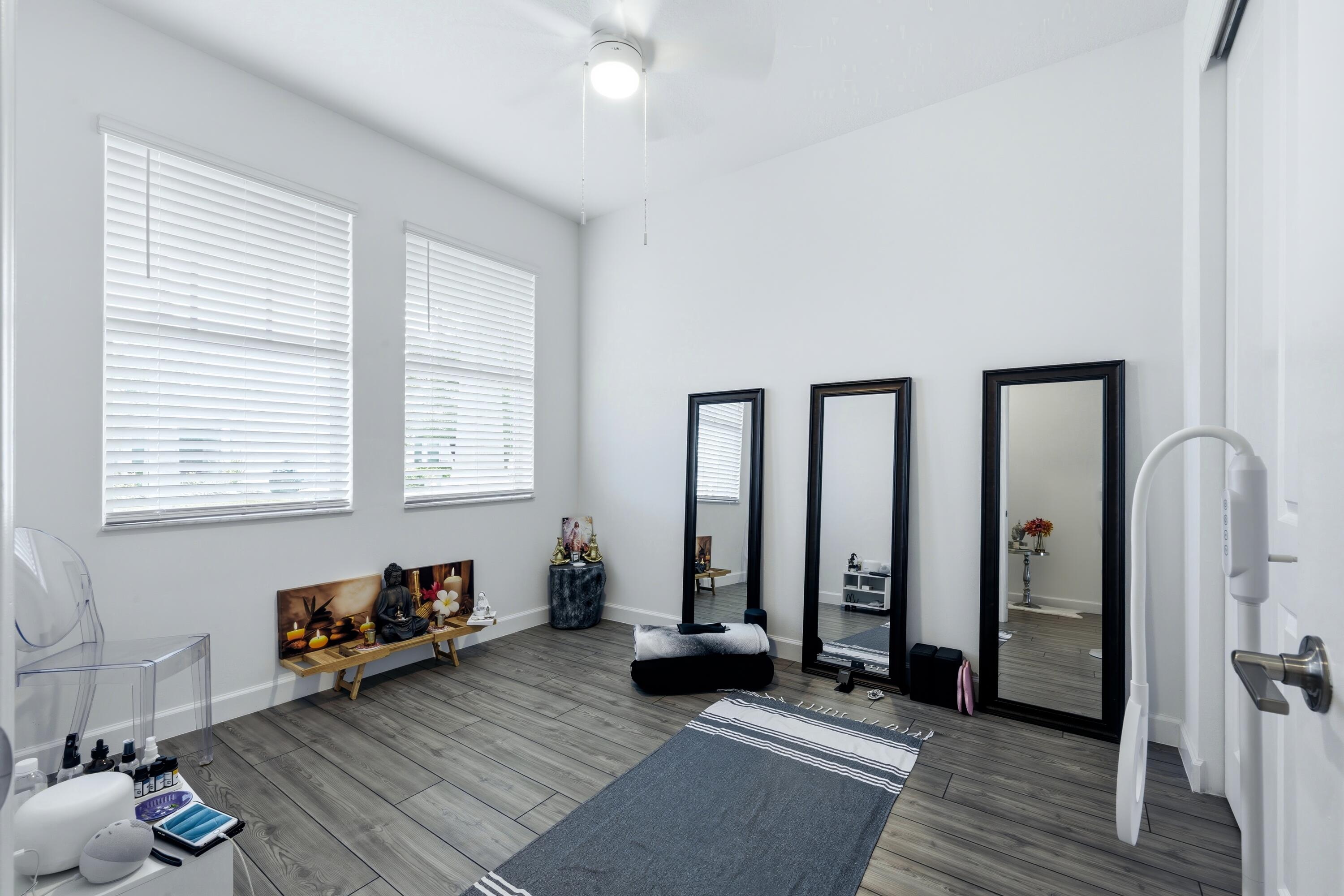 DELRAY TRAILS AT VILLA DELRAY PUD - Residential