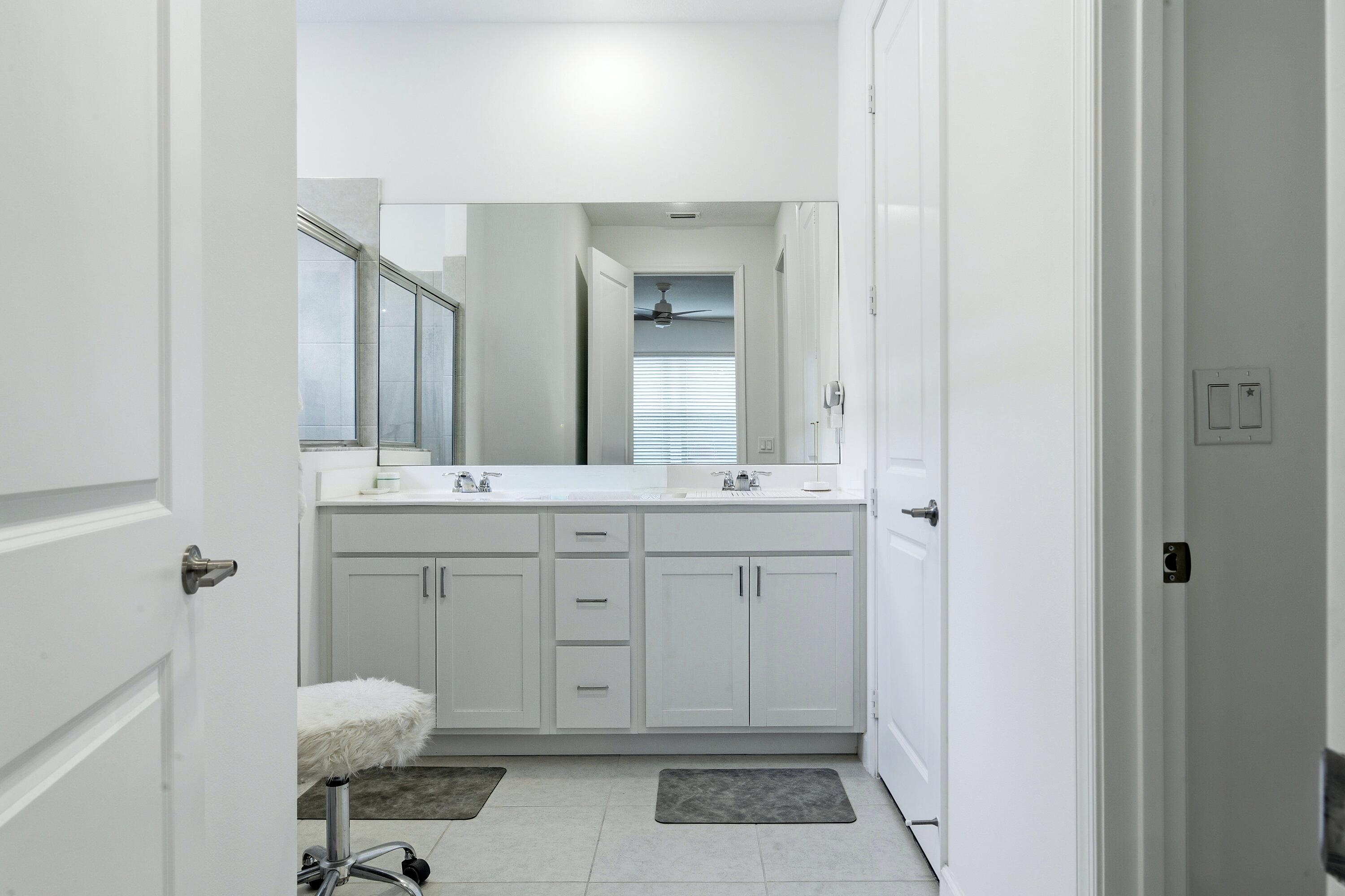 DELRAY TRAILS AT VILLA DELRAY PUD - Residential