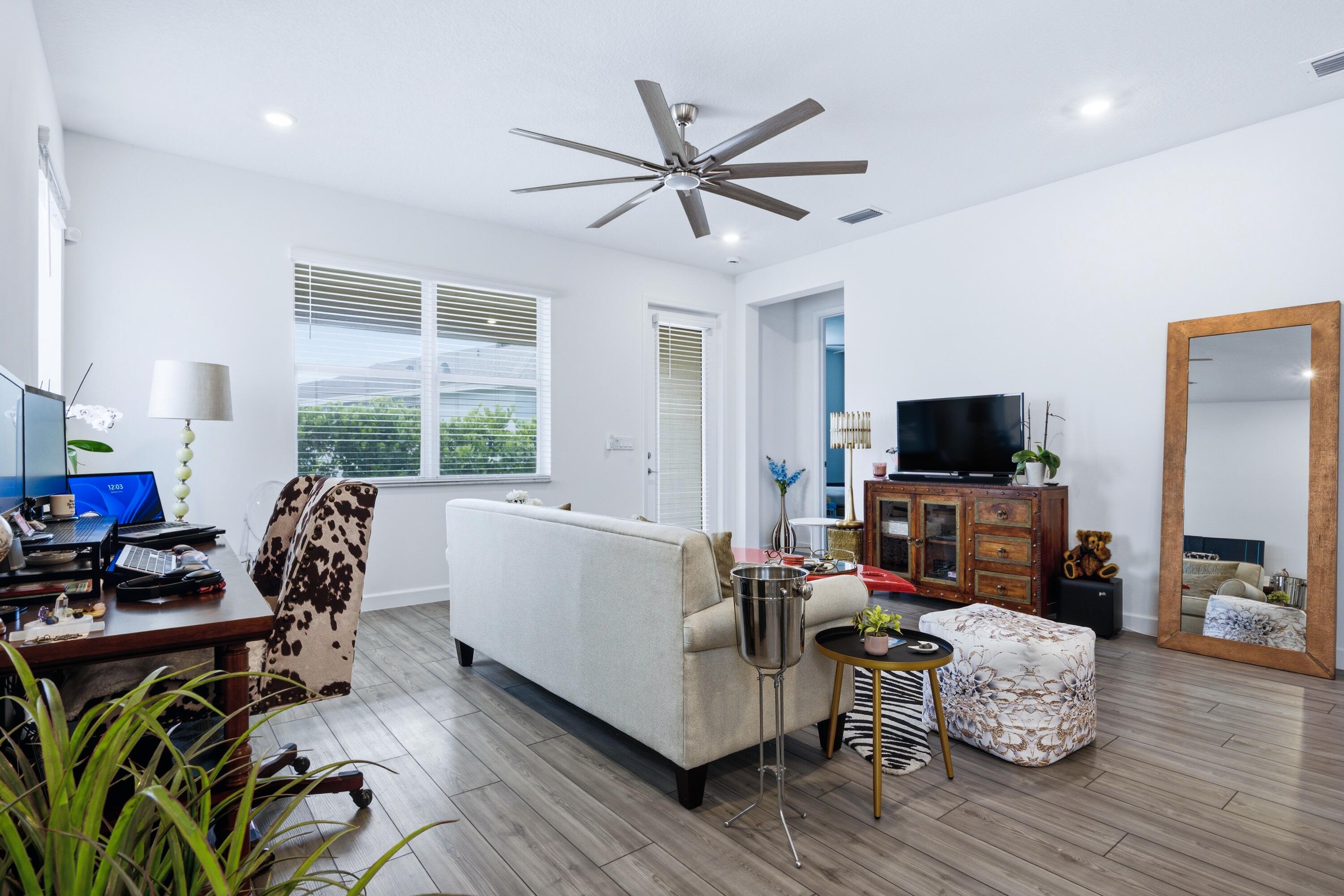 DELRAY TRAILS AT VILLA DELRAY PUD - Residential