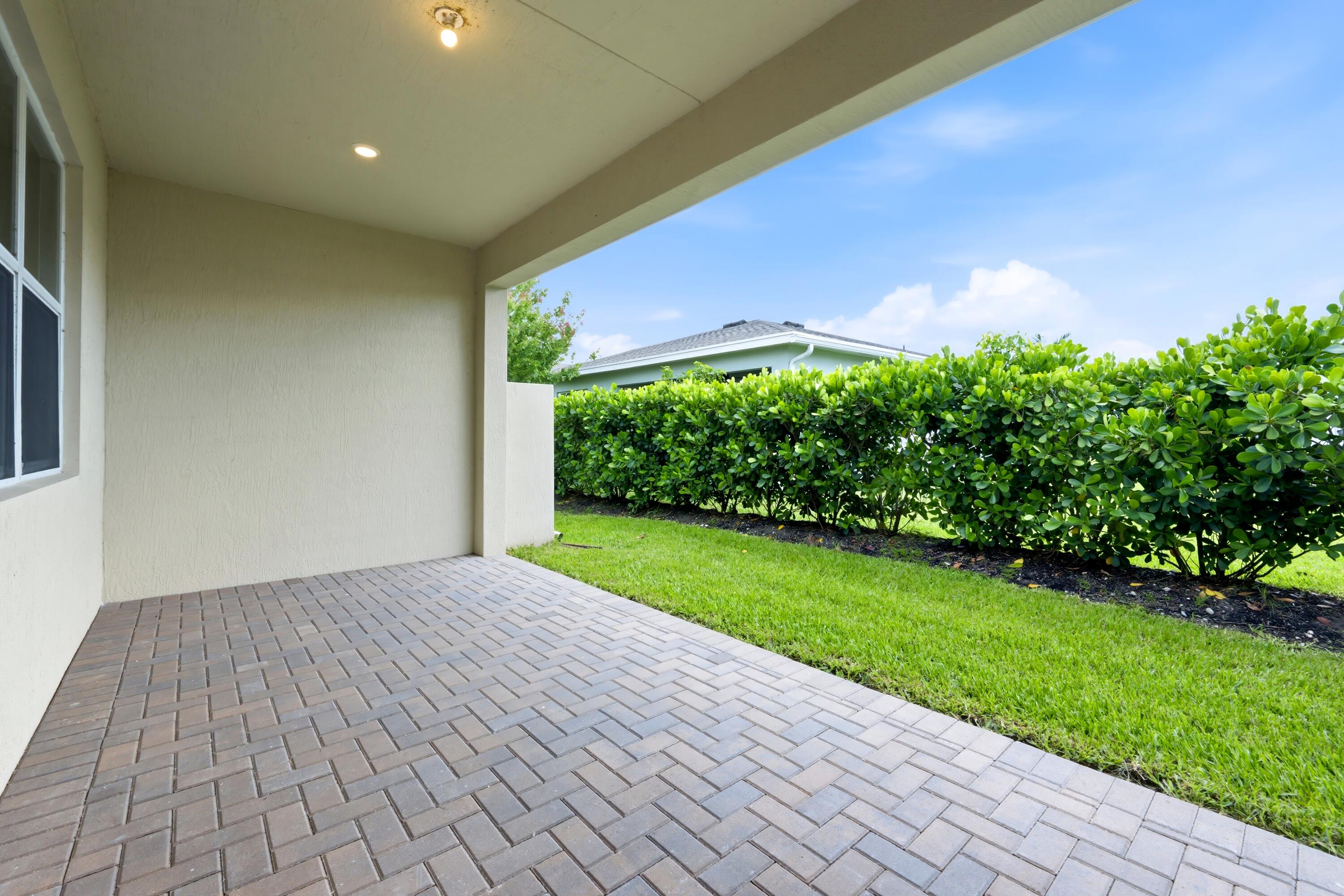 DELRAY TRAILS AT VILLA DELRAY PUD - Residential