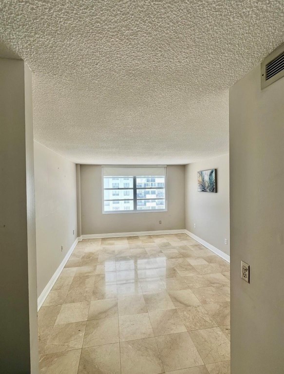 COMMODORE PLAZA CONDO - Residential