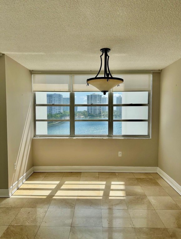 COMMODORE PLAZA CONDO - Residential
