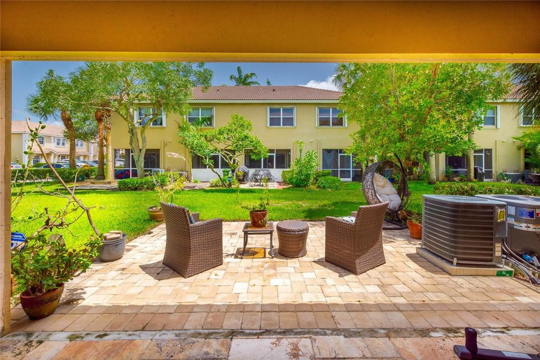 Pelican Pointe - Residential