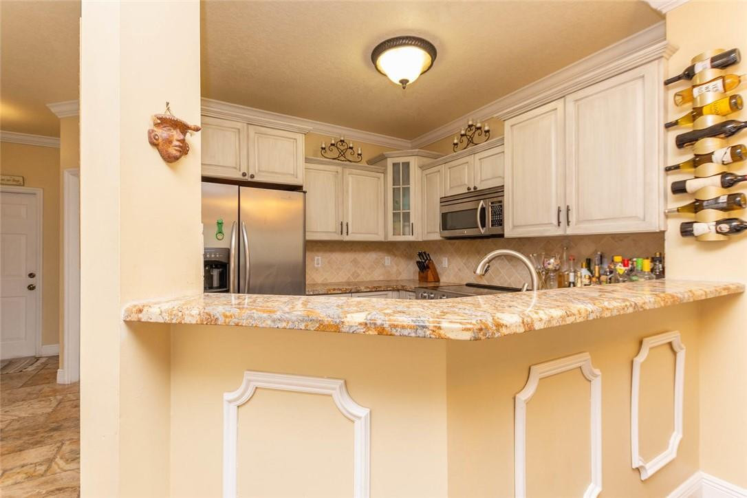 Pelican Pointe - Residential