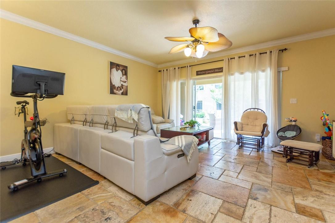 Pelican Pointe - Residential