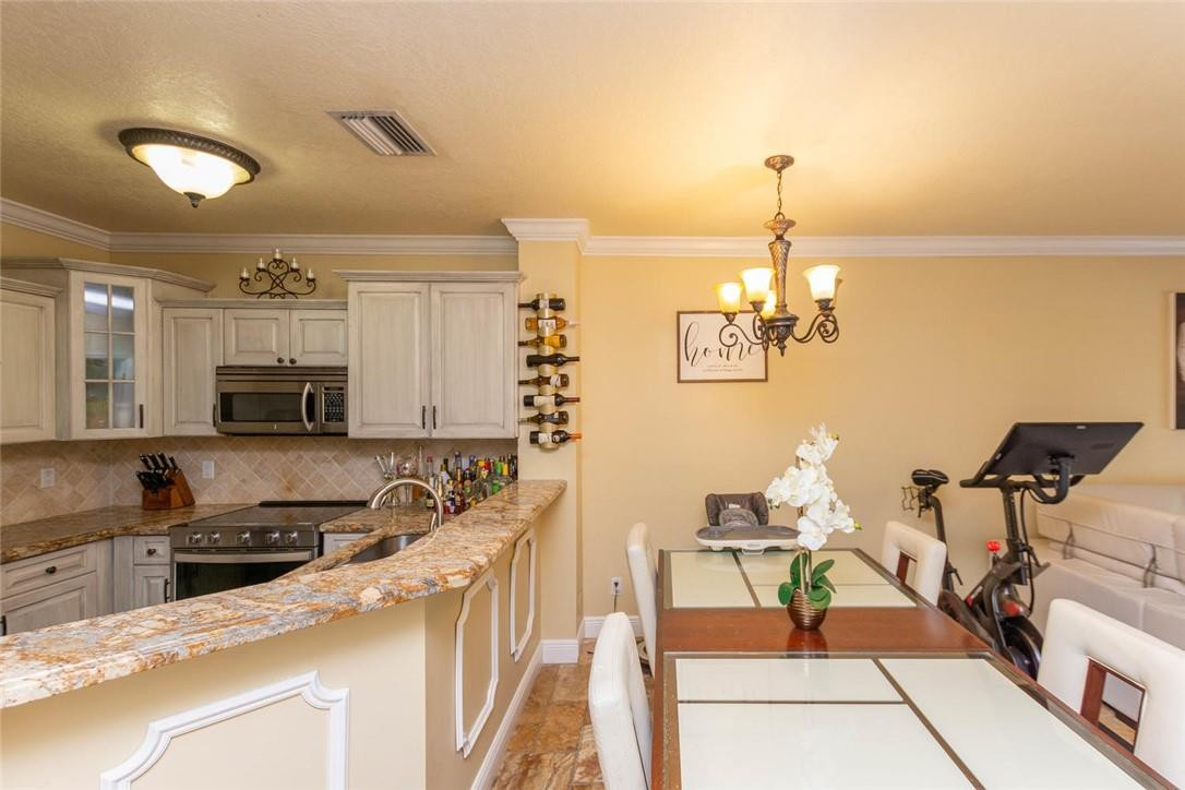 Pelican Pointe - Residential