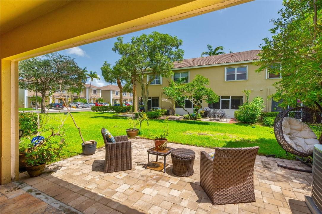 Pelican Pointe - Residential