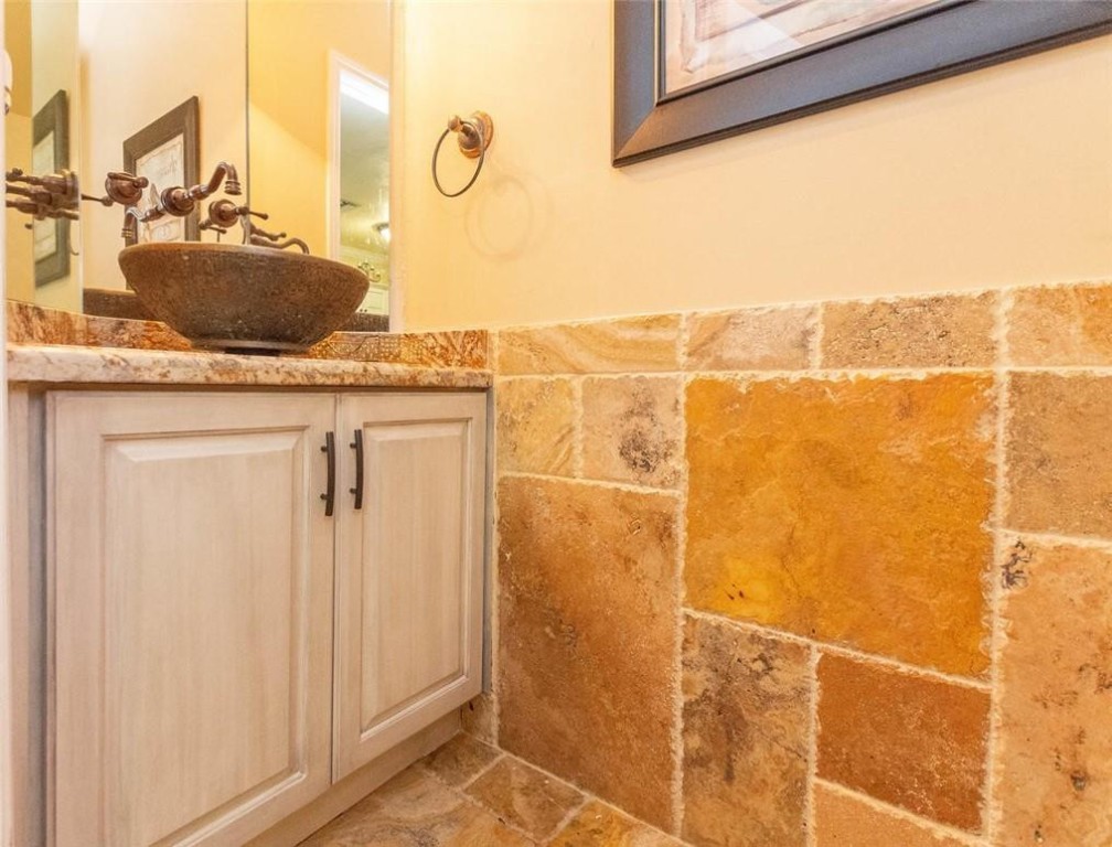 Pelican Pointe - Residential