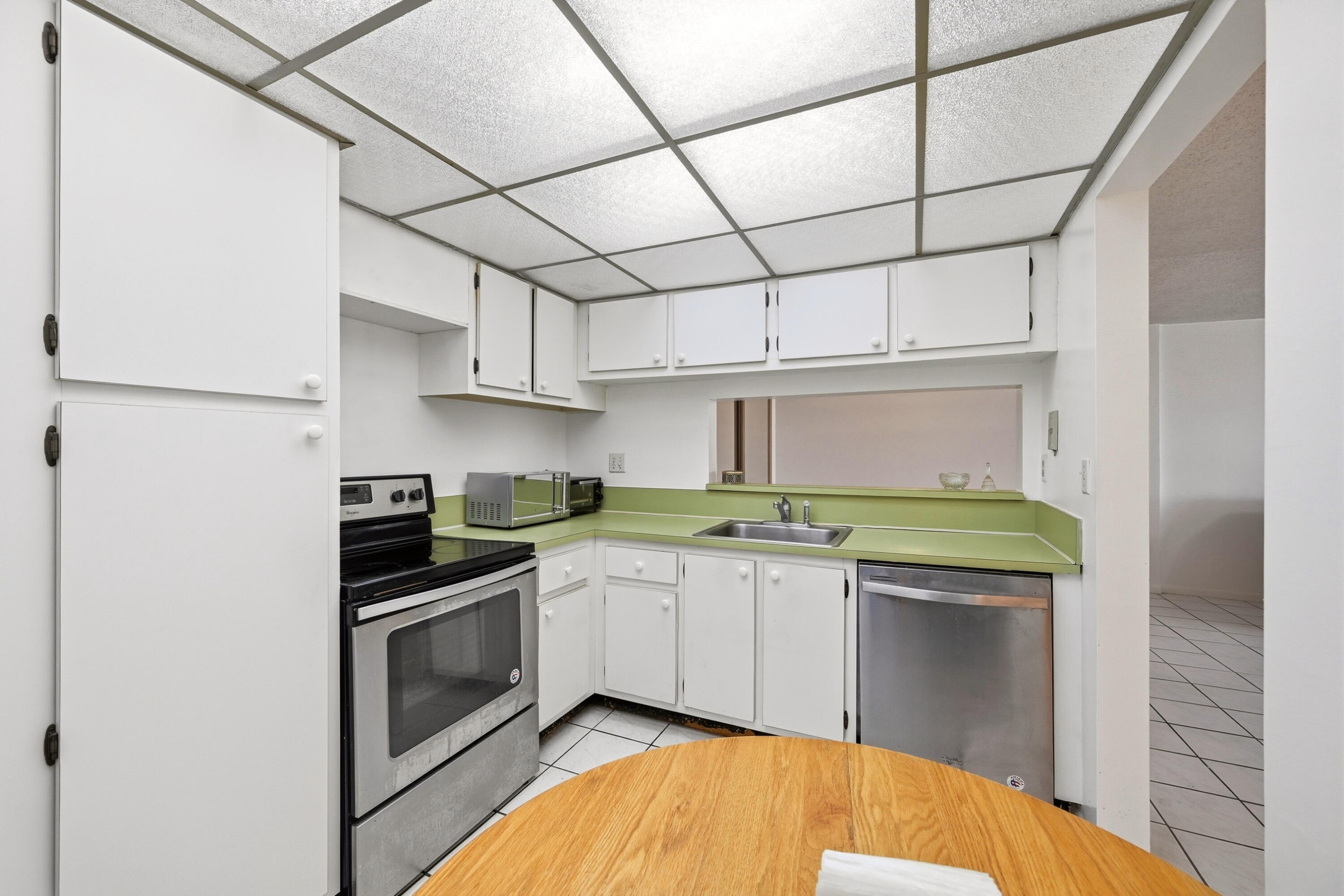 BAY YACHT CLUB CONDO - Residential