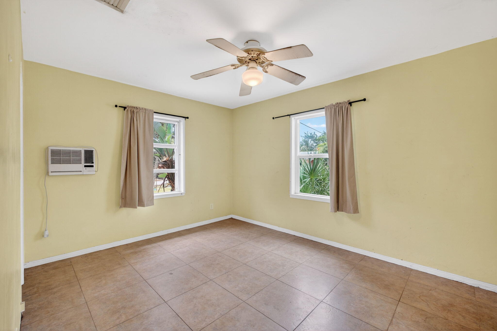 PINEHURST - Residential Lease
