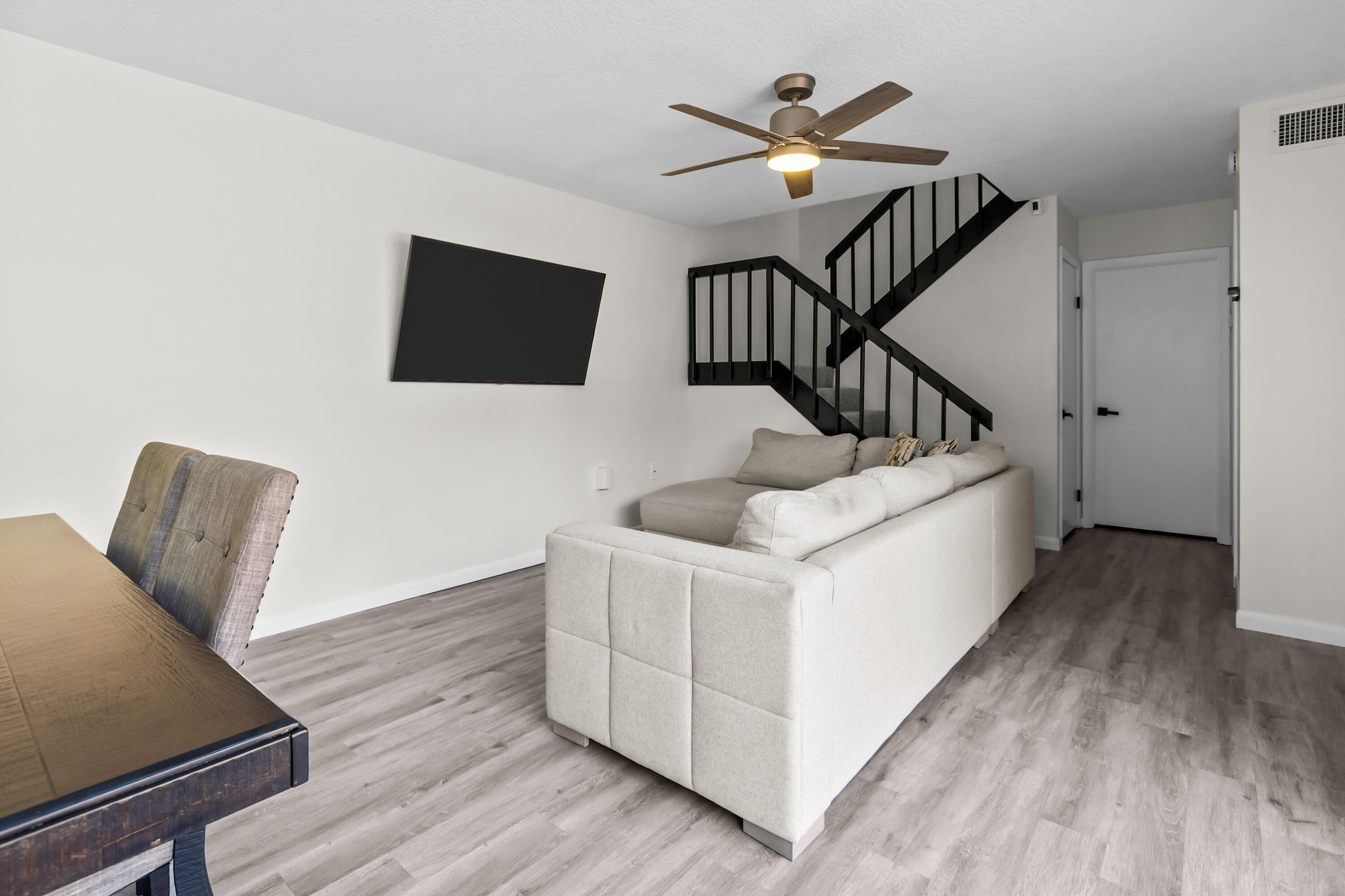 SHERWOOD LAKES - Residential