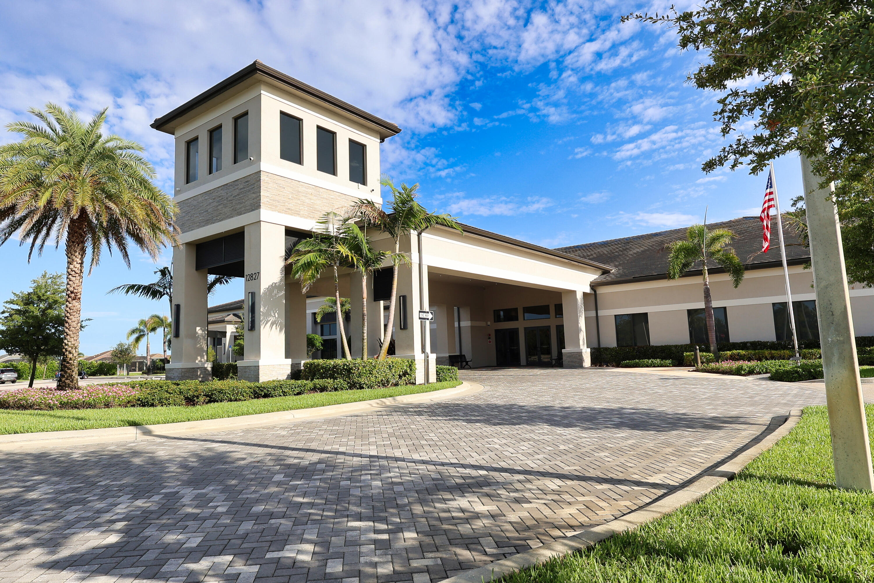 RIVERLAND - VALENCIA GROVE - Residential