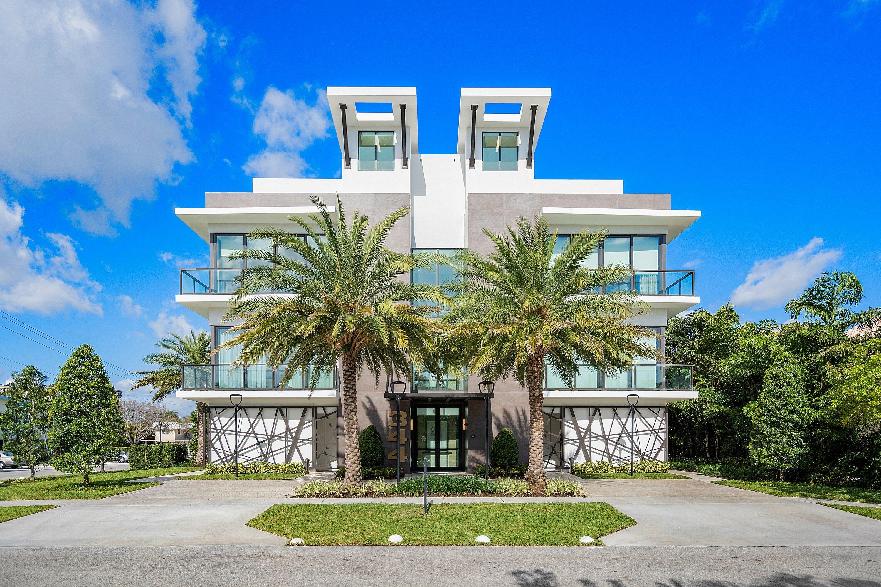 COVE 4 CONDO - Residential
