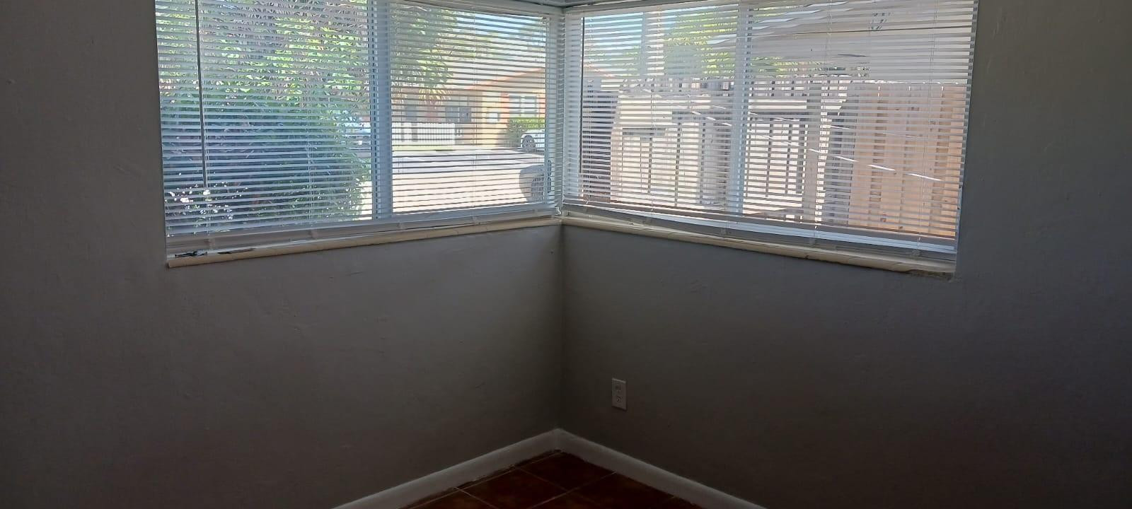 Riverside 3 7-17 B - Residential Lease