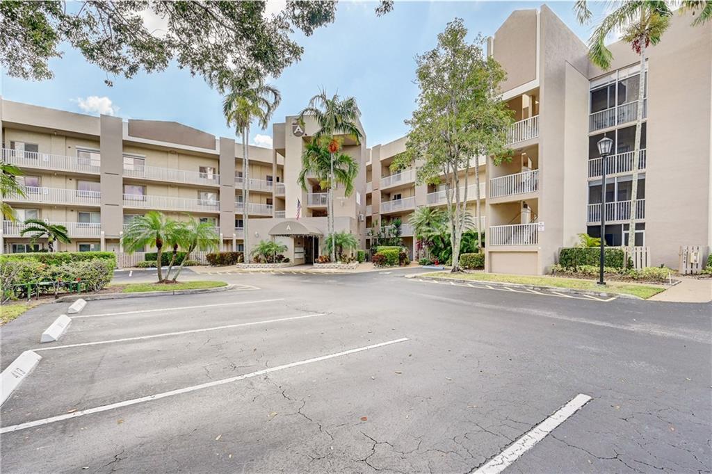 This meticulously-maintained 2-2 condominium is located in the desirable community of Trent in Kings Point. This home features a front screened enclosed patio in addition to the screened in balcony overlooking a serene wide lake, full size washer and dryer, split floor plan, walk in closets in both bedrooms, and eat-in-kitchen. Kings Point is an Active Senior community in Tamarac and offers many amenities, including tennis courts, a heated pool, fully equipped gym, and a State-of-the-Art Grand Ballroom. Courtesy Shuttle is offered to its residents within the community and to shopping malls, supermarkets, and Medical Facilities. The maintenance covers basic cable, Exterminator Services, water, sewer, lawn maintenance, and common areas.