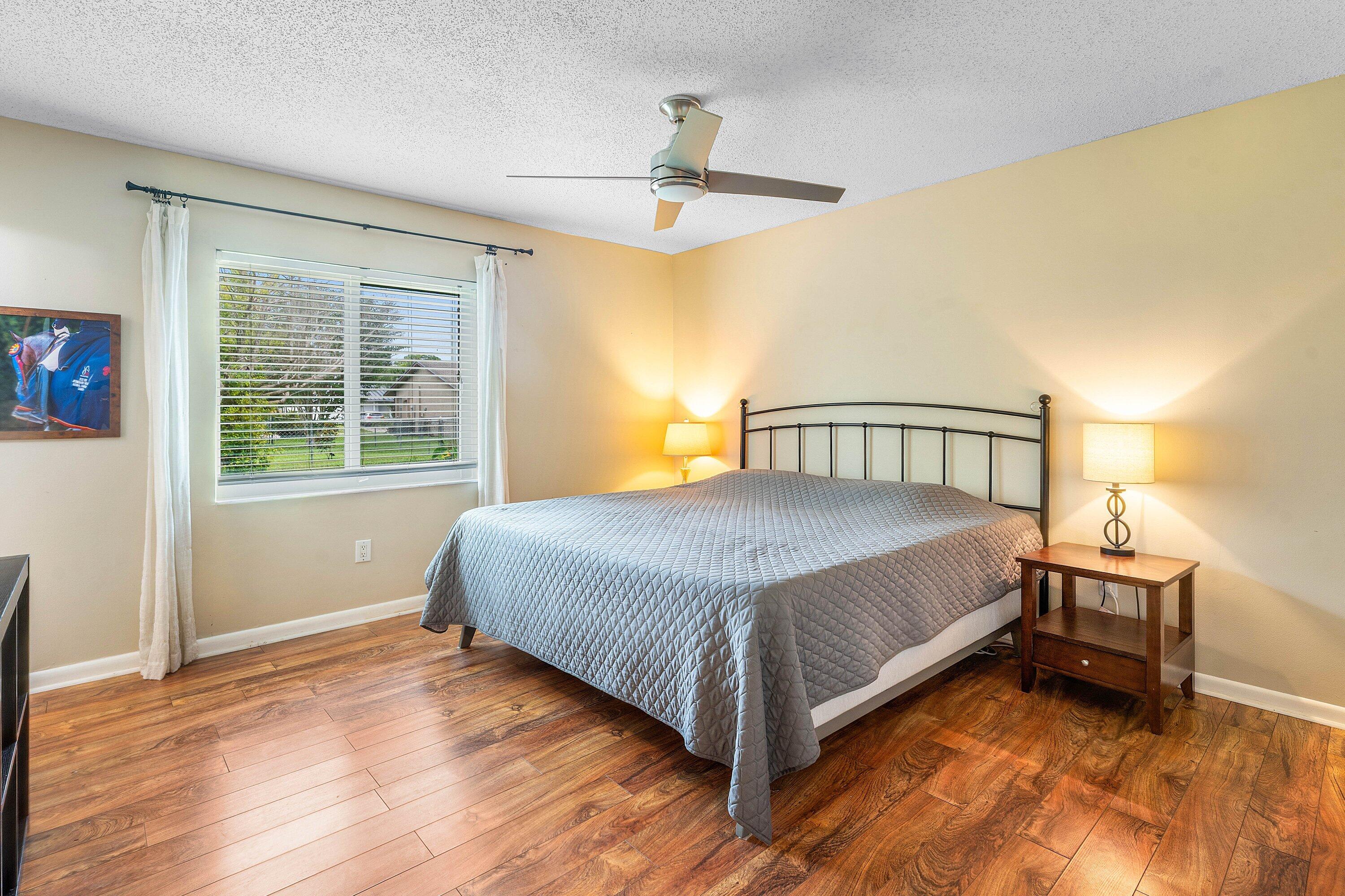 COUNTERPOINT ESTATES 1 - Residential