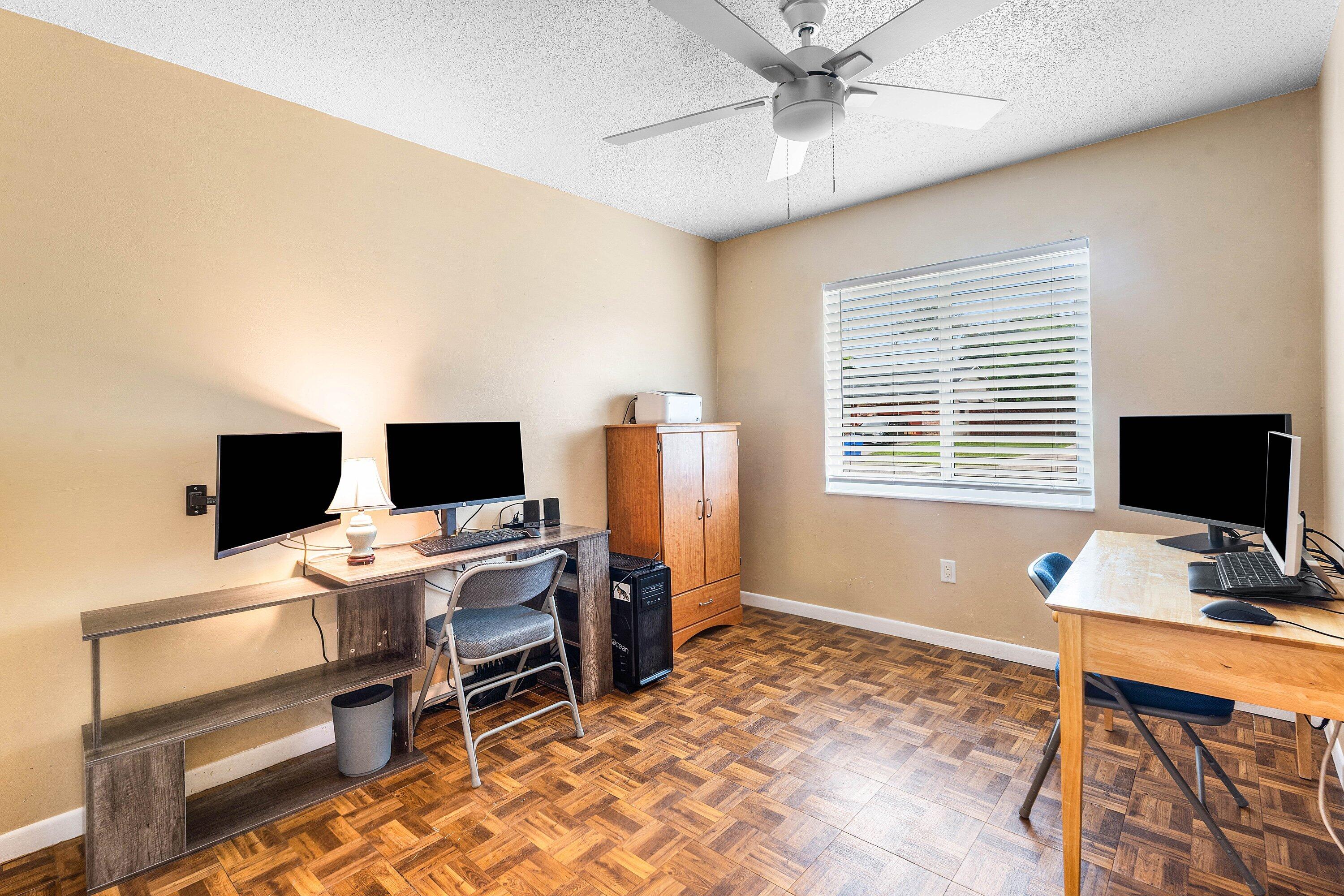 COUNTERPOINT ESTATES 1 - Residential