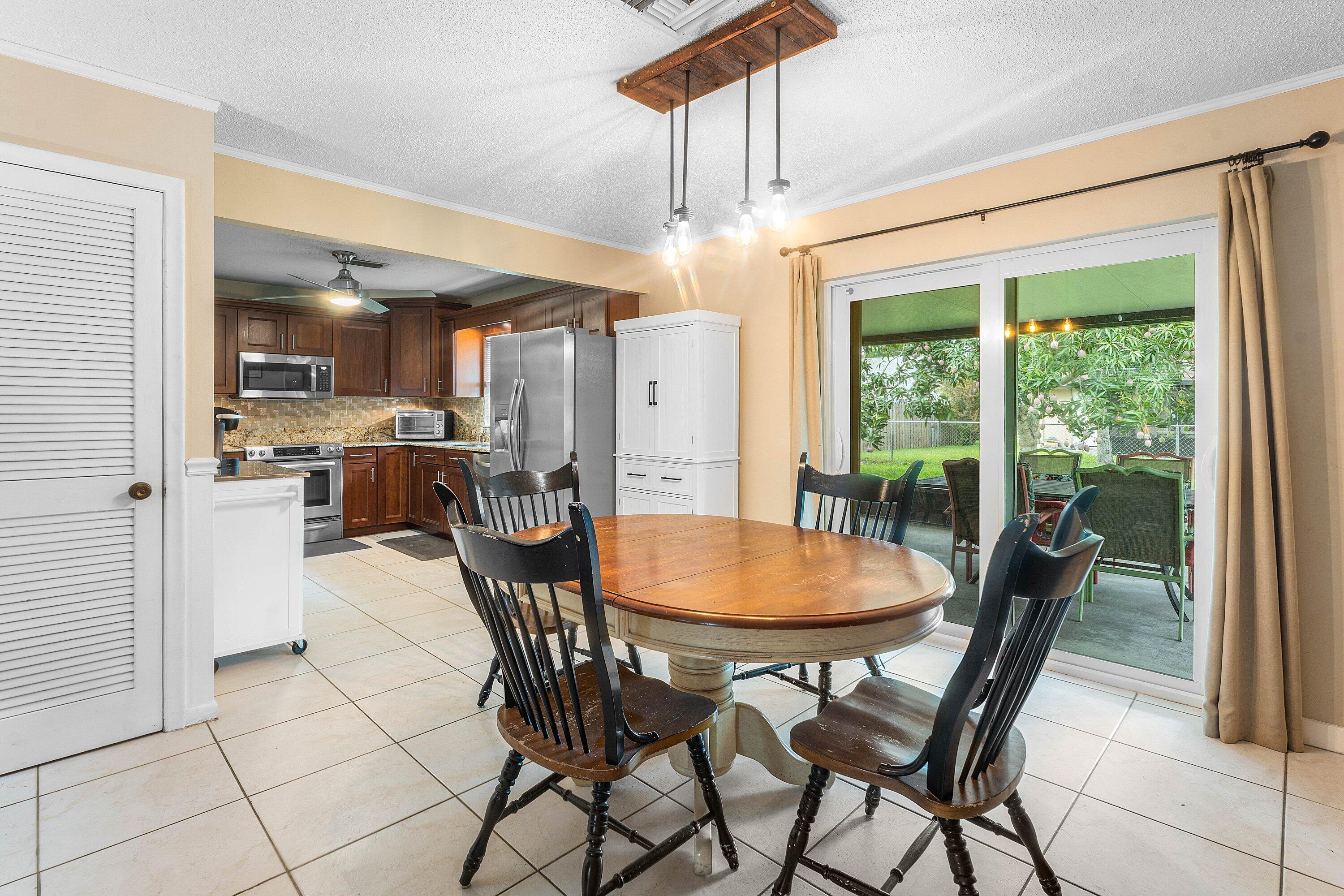 COUNTERPOINT ESTATES 1 - Residential