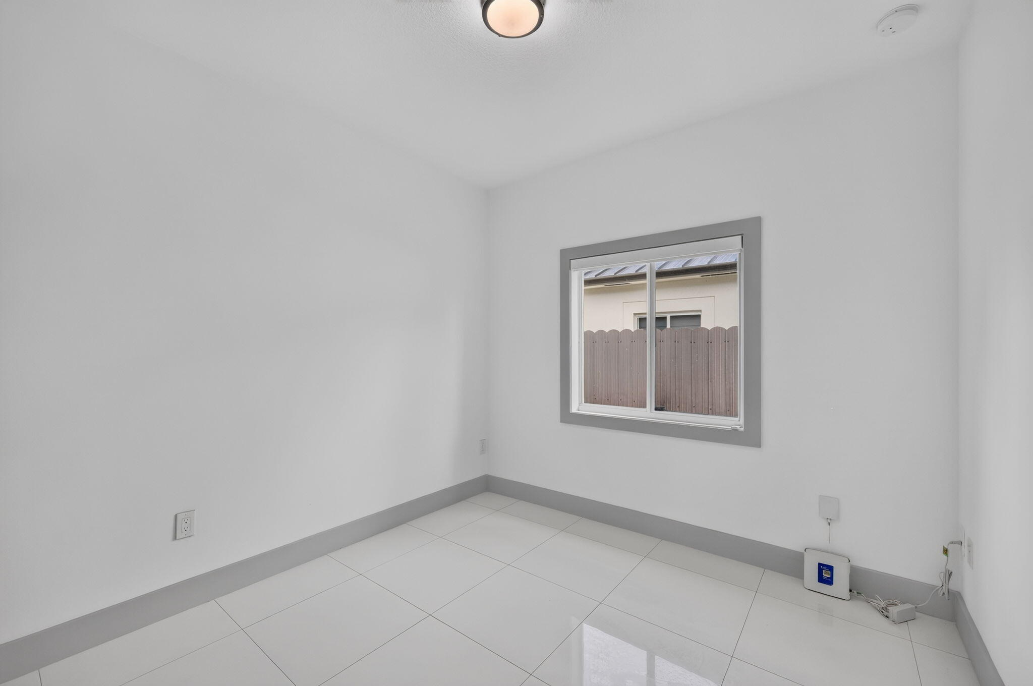 KINGS COURT - Residential
