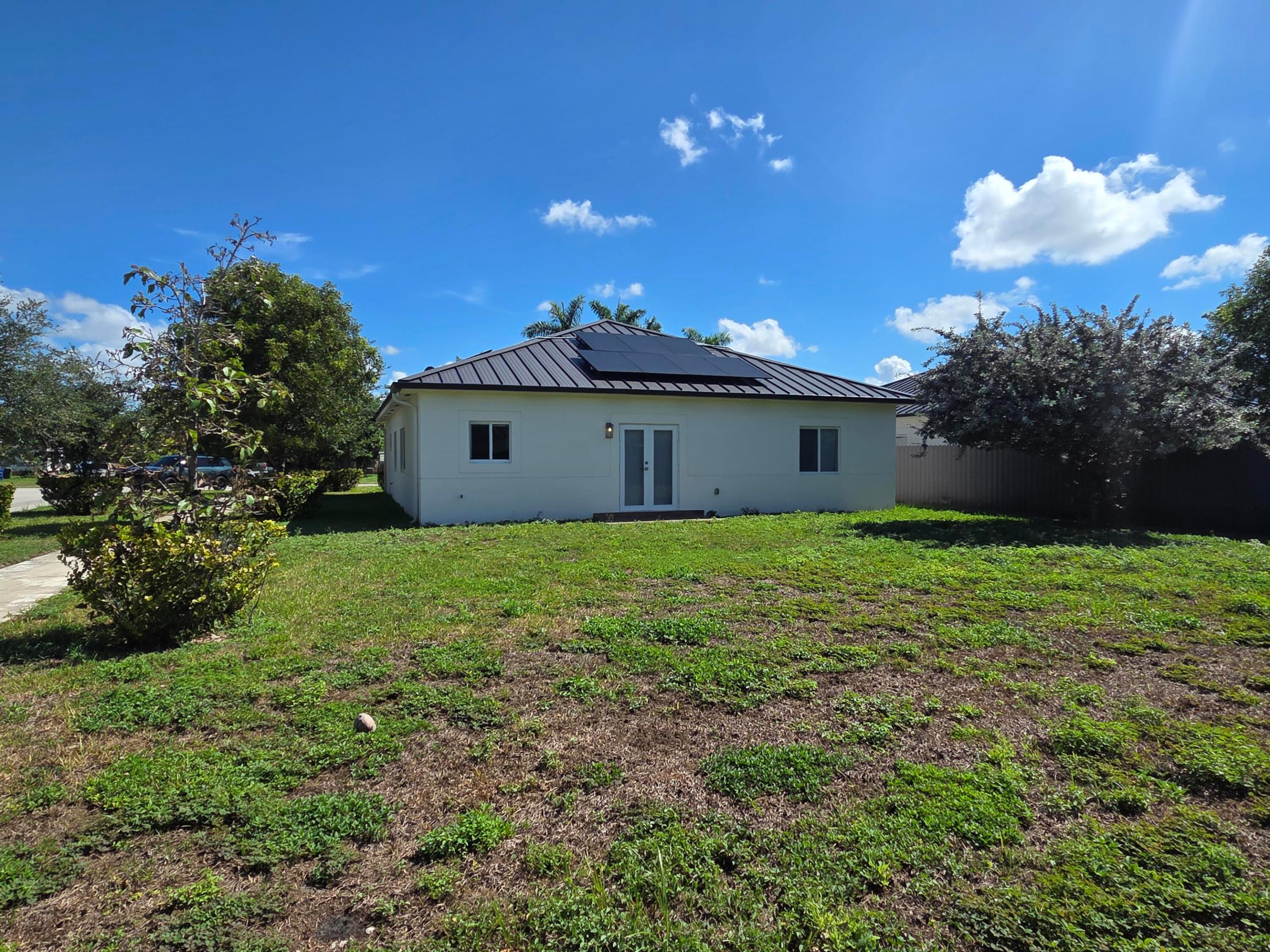 KINGS COURT - Residential
