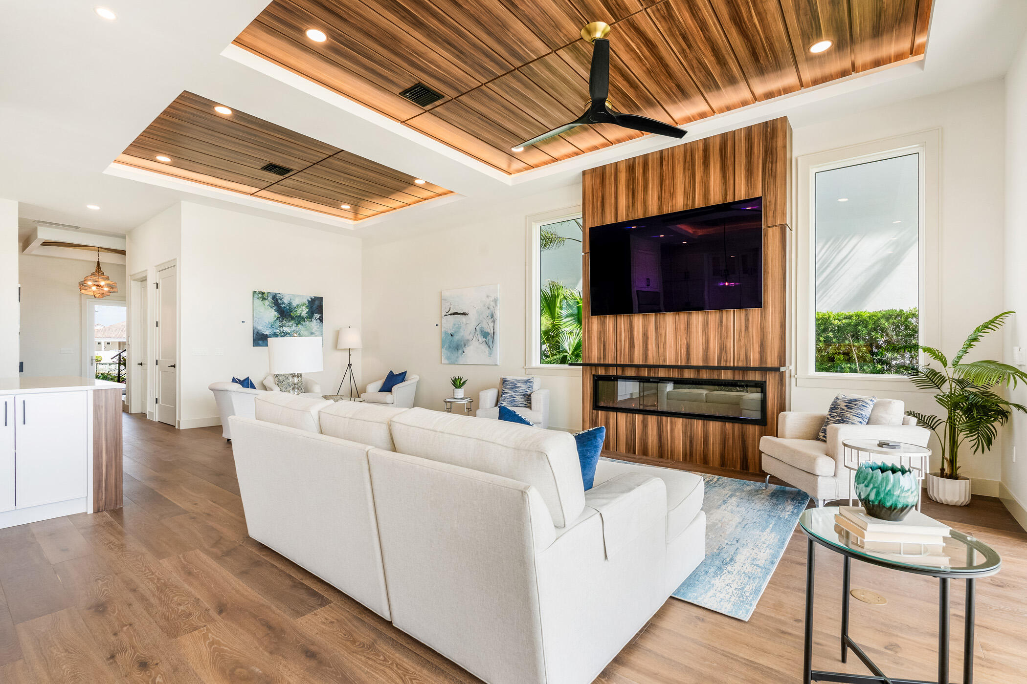 LAGUNA VILLAGE AT GRAND HARBOR - Residential