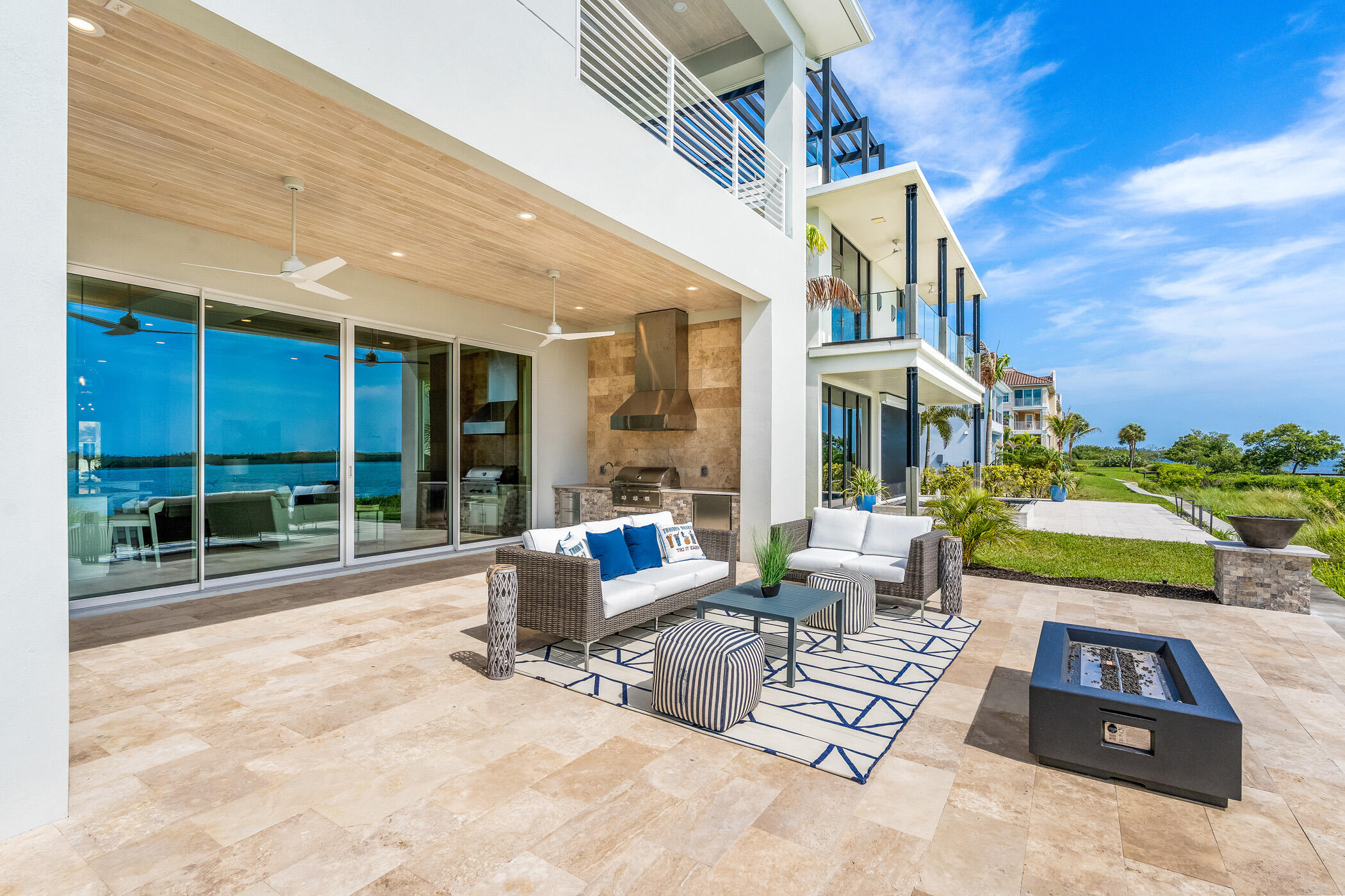 LAGUNA VILLAGE AT GRAND HARBOR - Residential