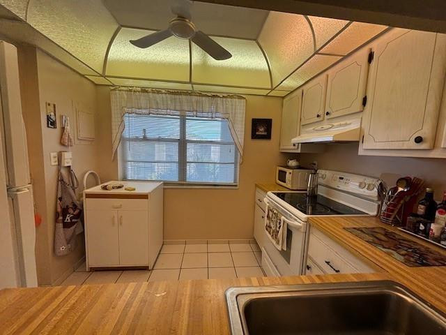 CYPRESS CHASE CONDO NO 8 - Residential
