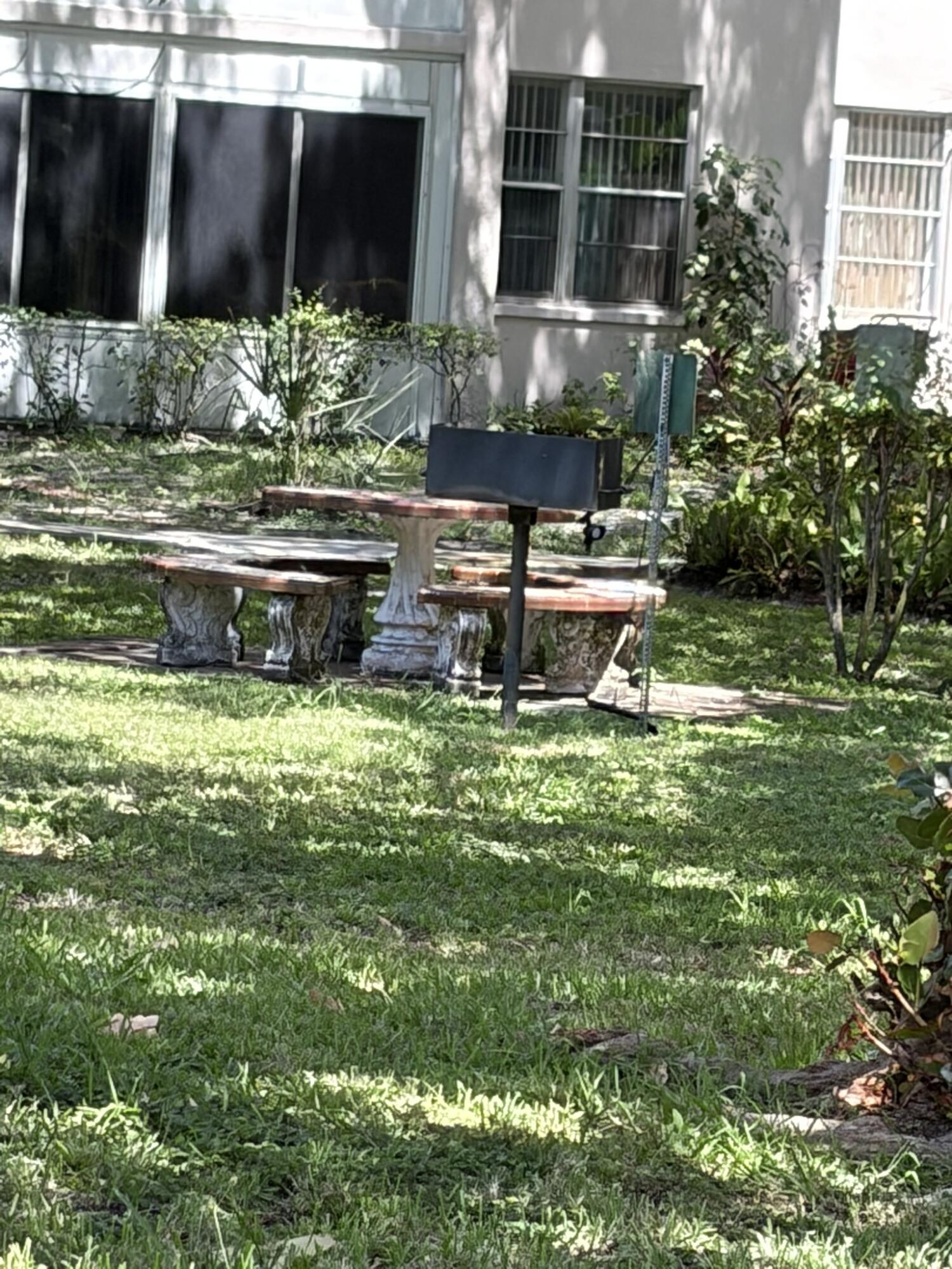 CYPRESS CHASE CONDO NO 8 - Residential