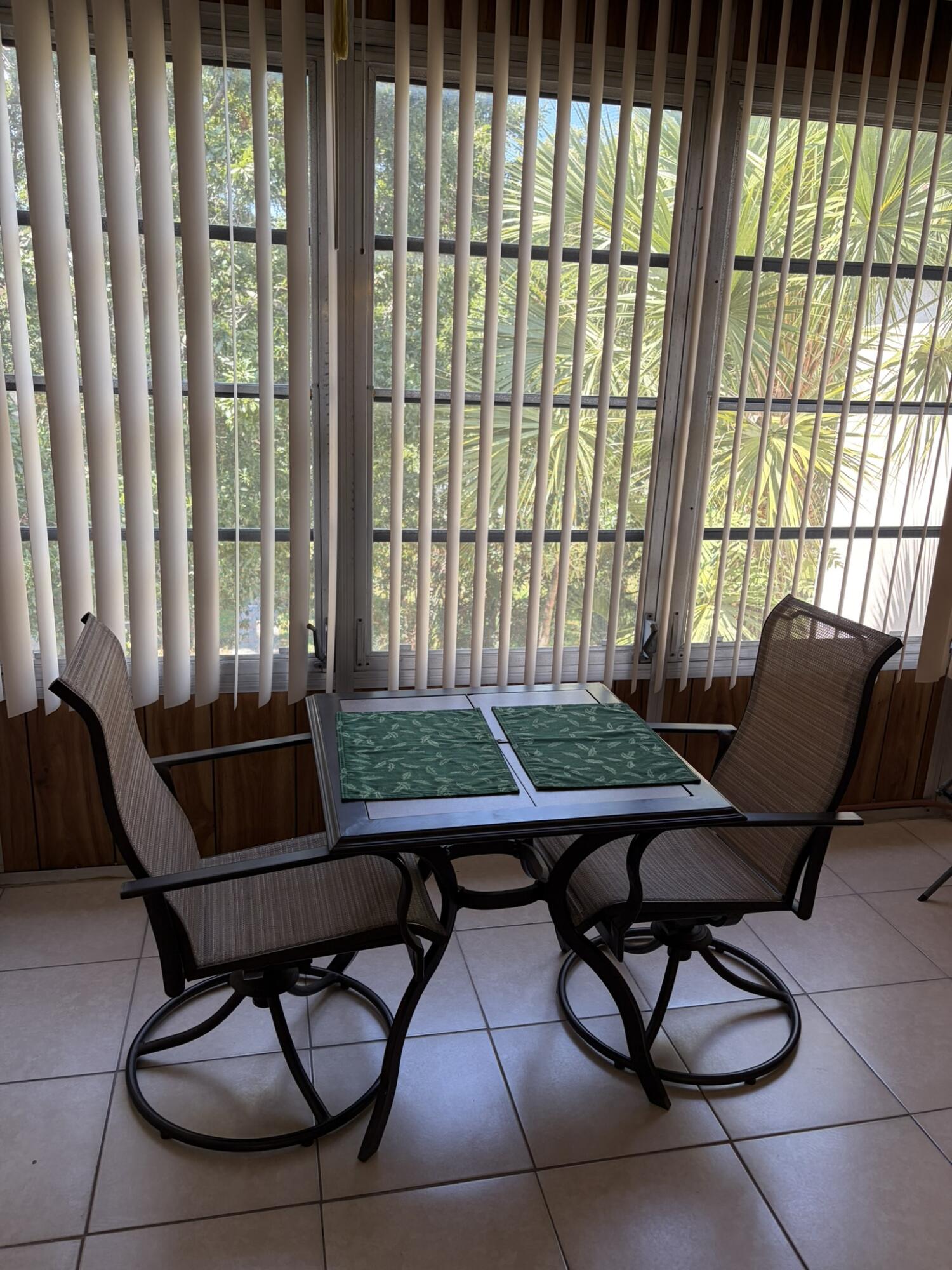 CYPRESS CHASE CONDO NO 8 - Residential