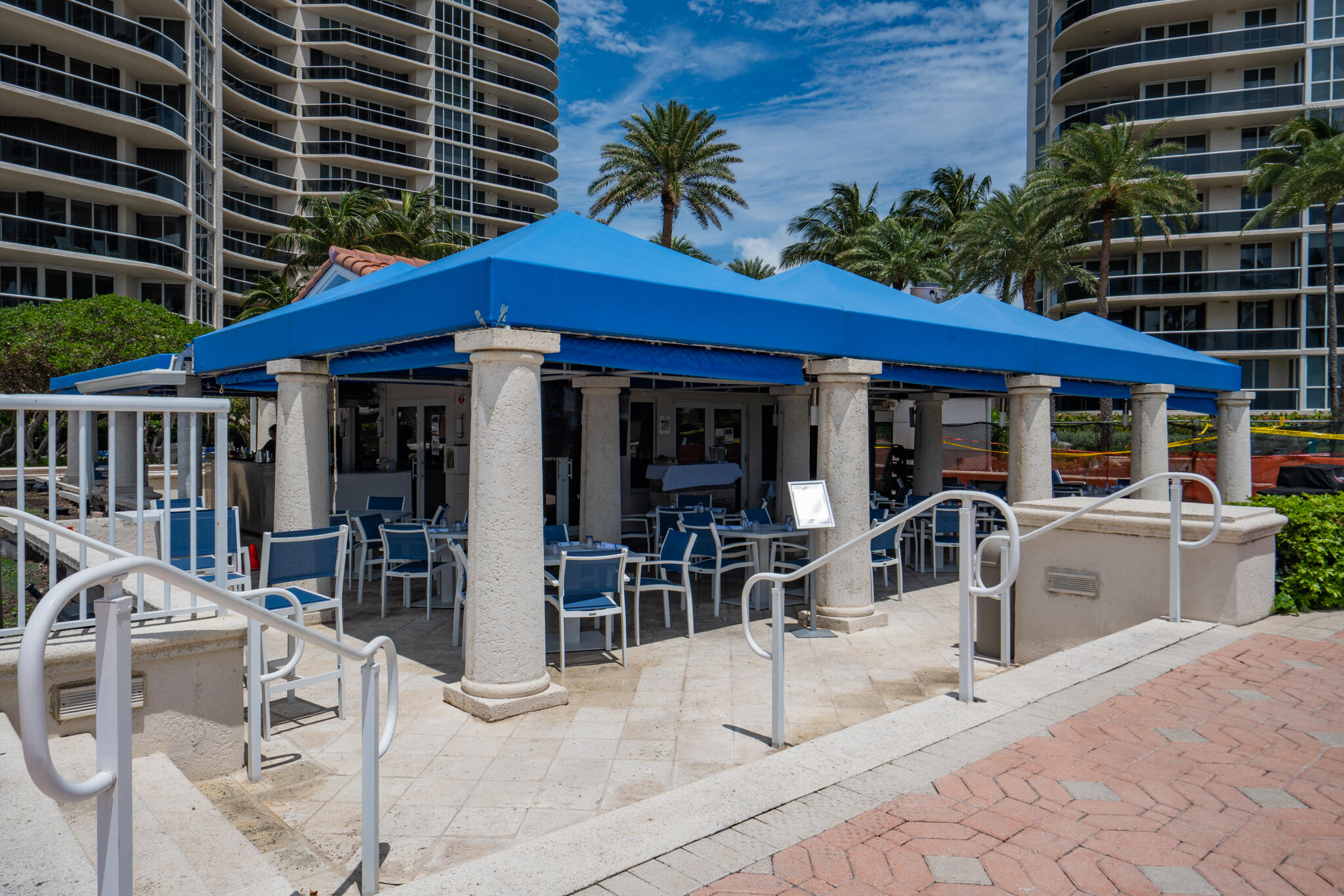 LHERMITAGE I CONDOMINIUM - Residential