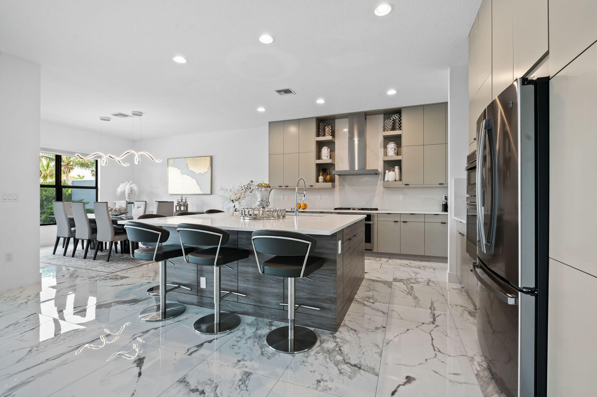 BRIDGES MIZNER PUD BRIDGES SOUTH PLAT THREE - Residential Lease