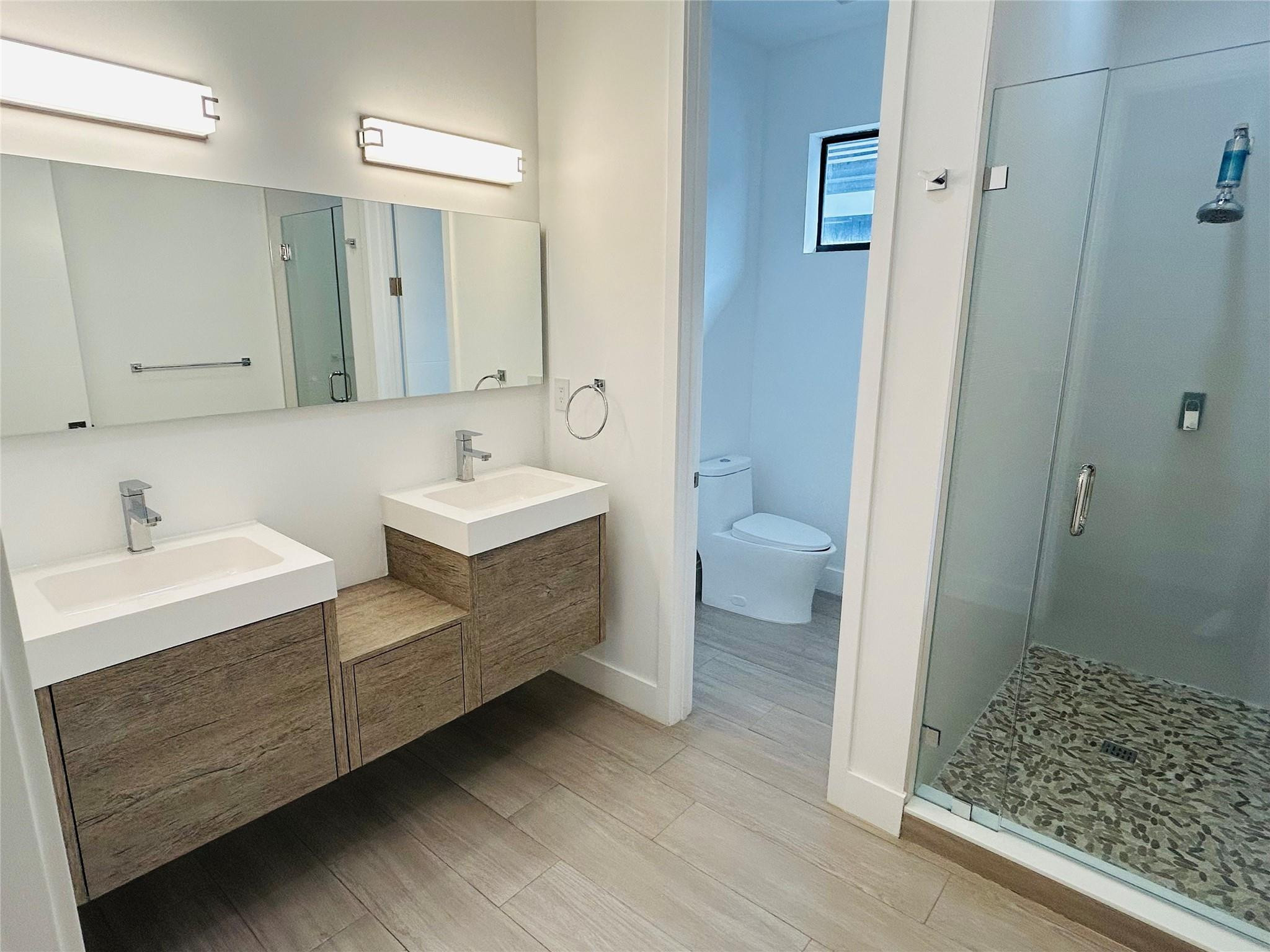 LAUDERDALE - Residential Lease