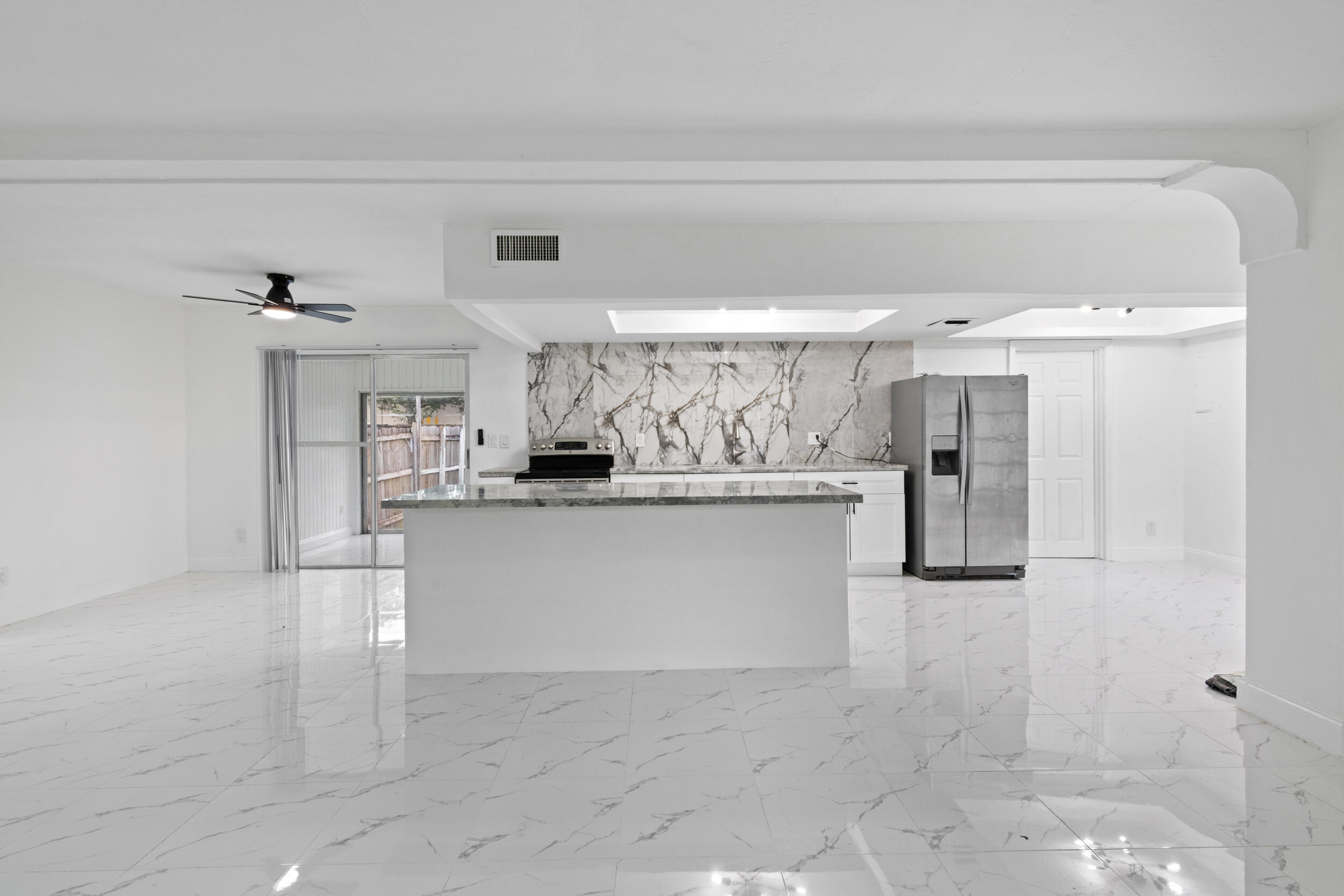 Mainlands Of Tamarac Lake - Residential