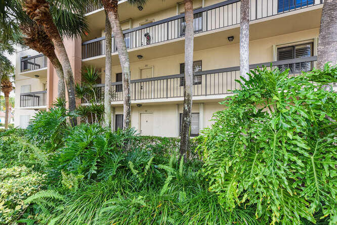 MARINA AT THE BLUFFS CONDO - Residential Lease