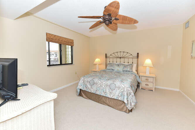 MARINA AT THE BLUFFS CONDO - Residential Lease