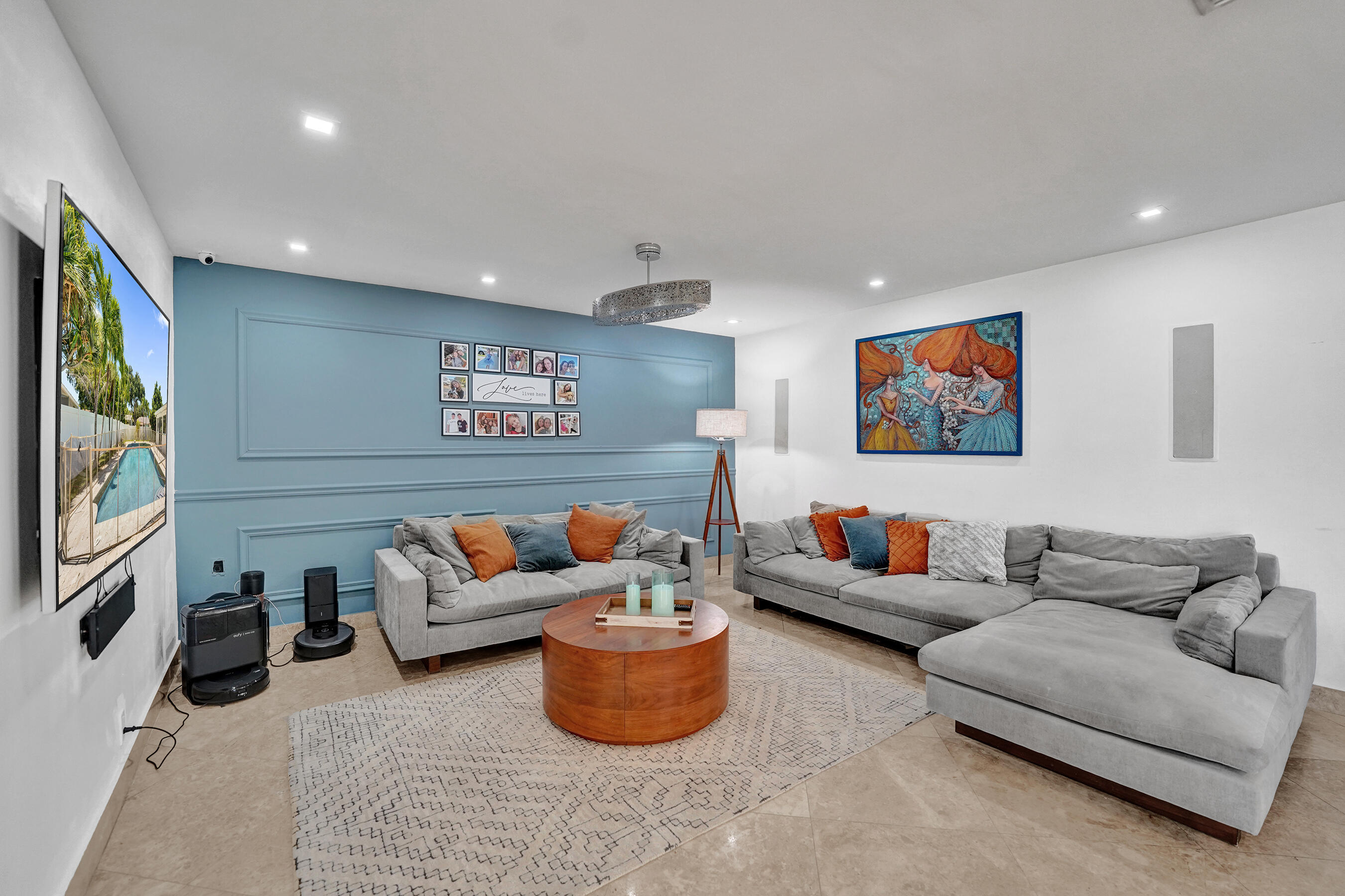 EMERALD HILLS - Residential Lease