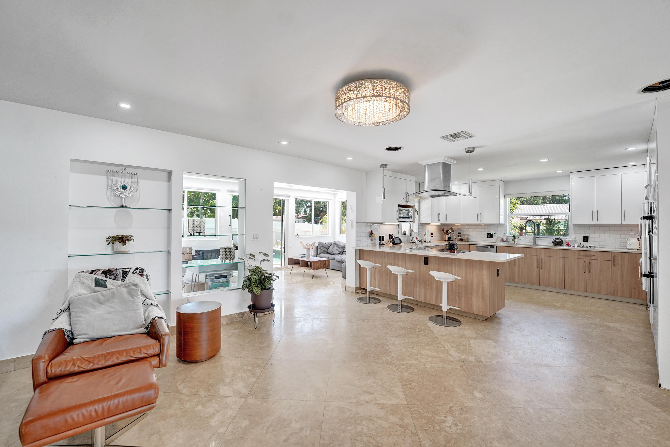 EMERALD HILLS - Residential Lease