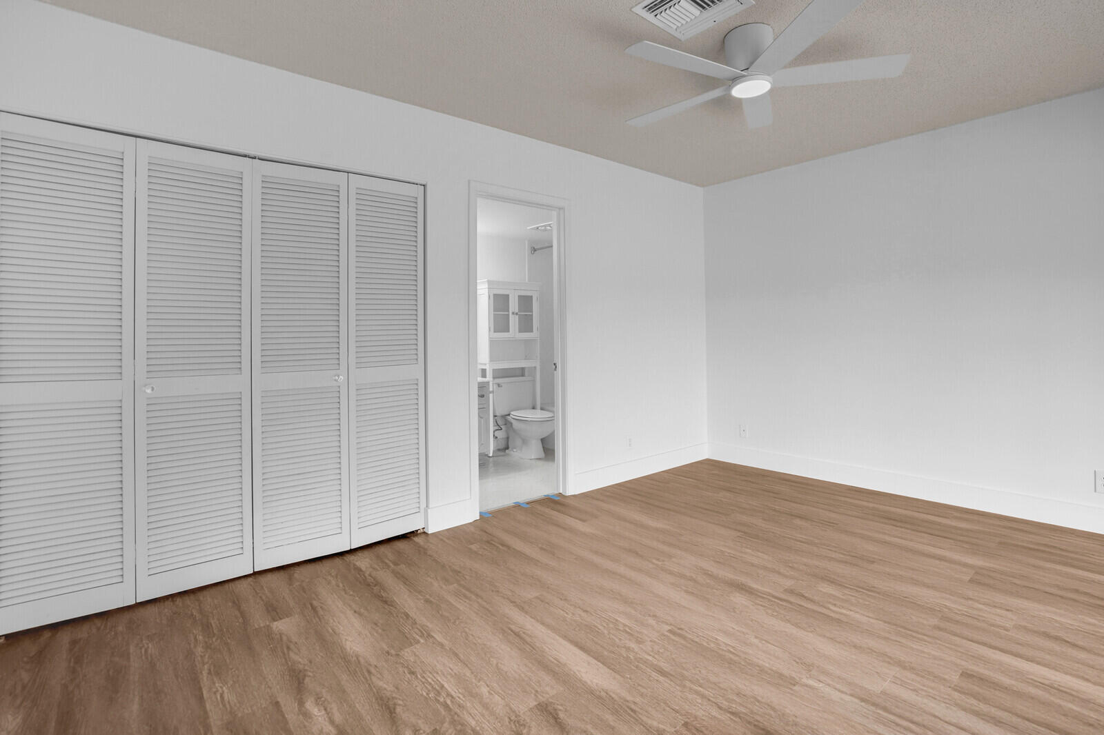 LANDS OF THE PRESIDENT CONDO 1 - Residential Lease