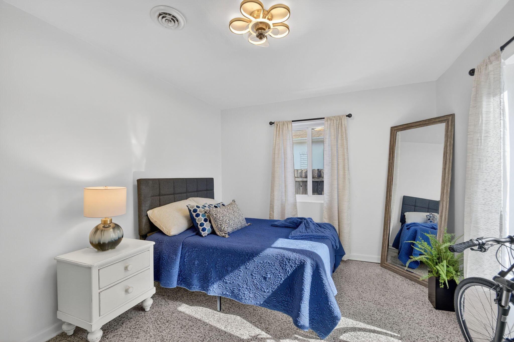 NORTH LAKE WORTH - Residential